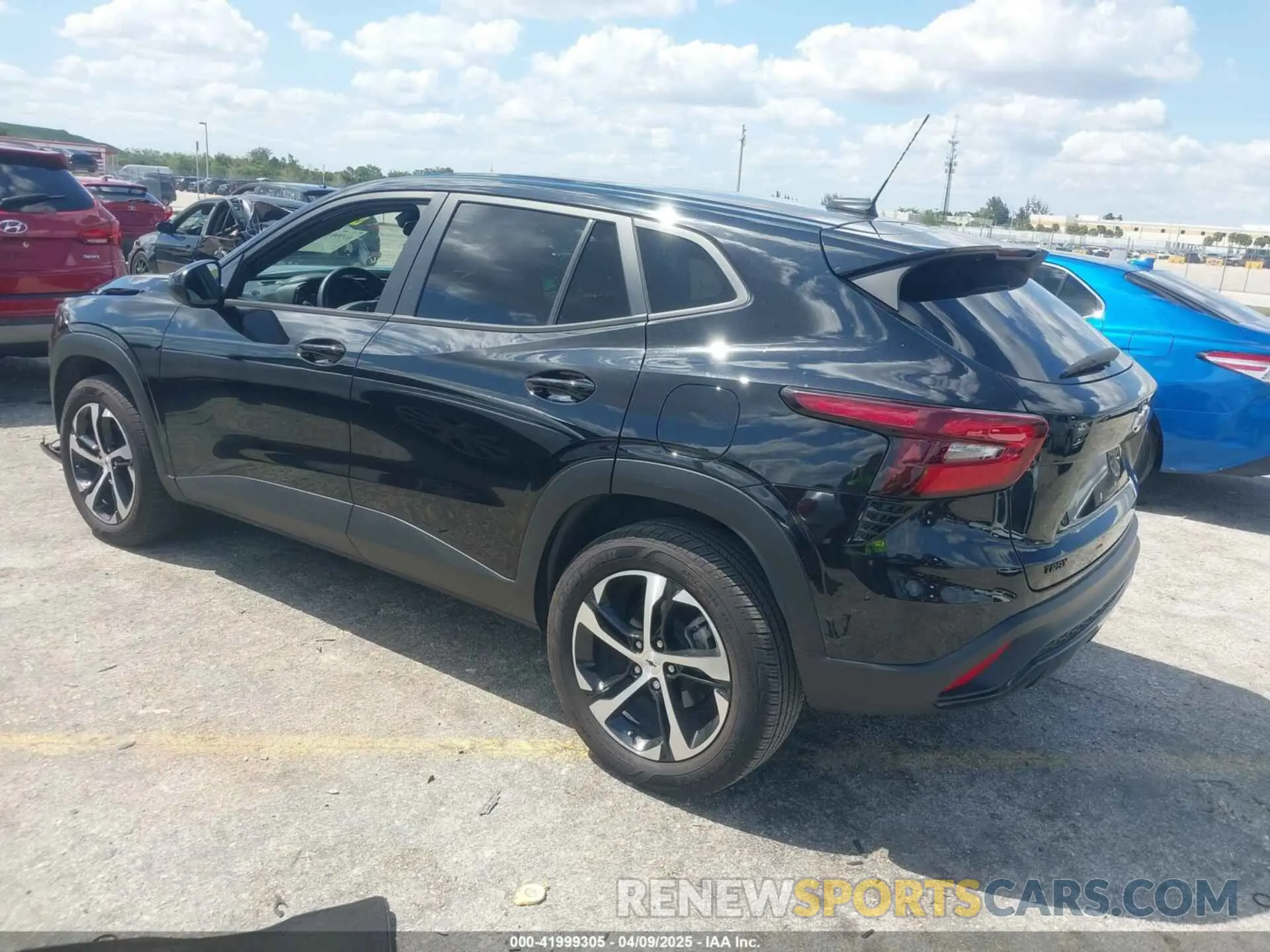 3 Photograph of a damaged car KL77LGE29RC120767 CHEVROLET TRAX 2024