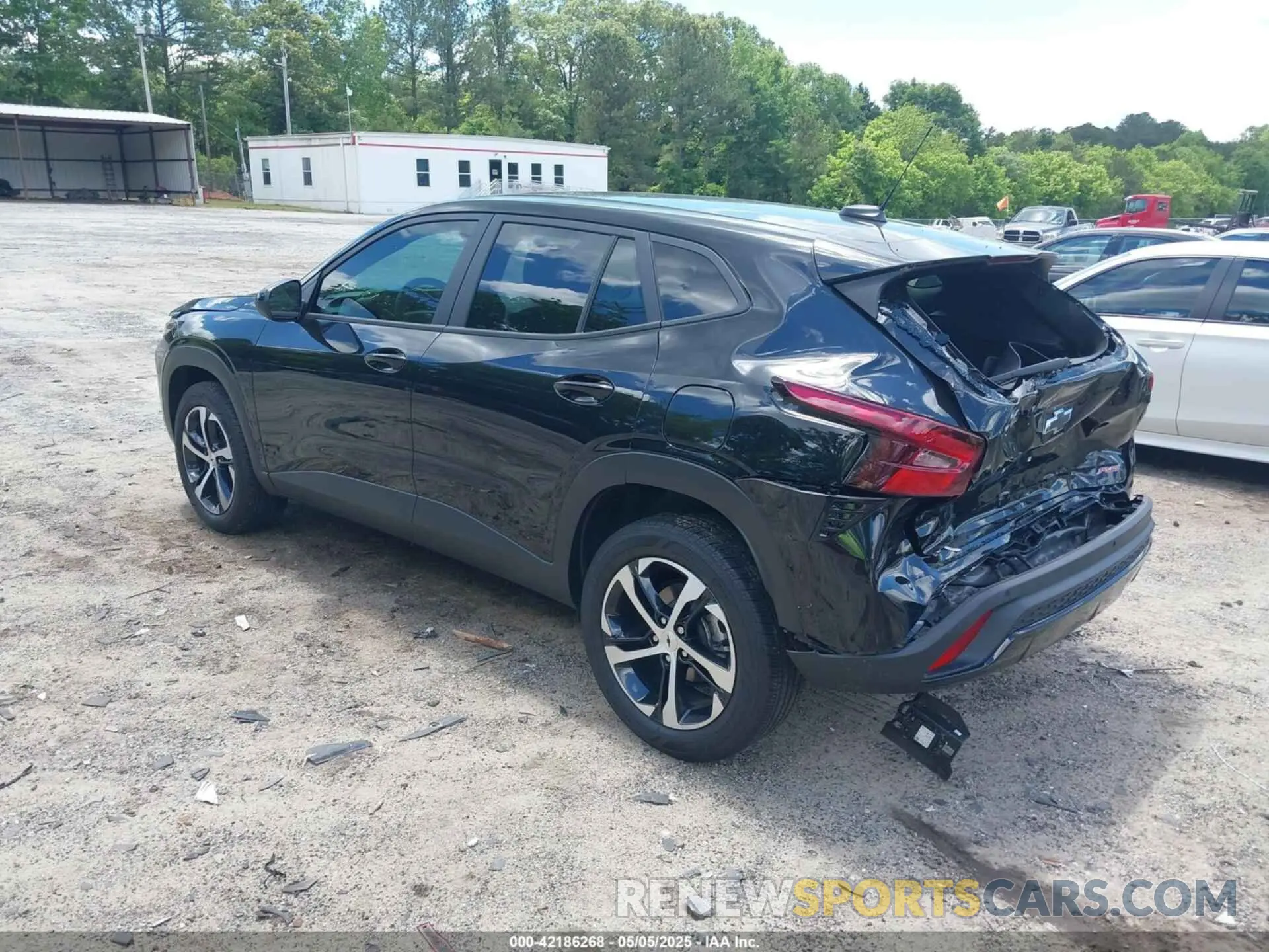 3 Photograph of a damaged car KL77LGE29RC198062 CHEVROLET TRAX 2024