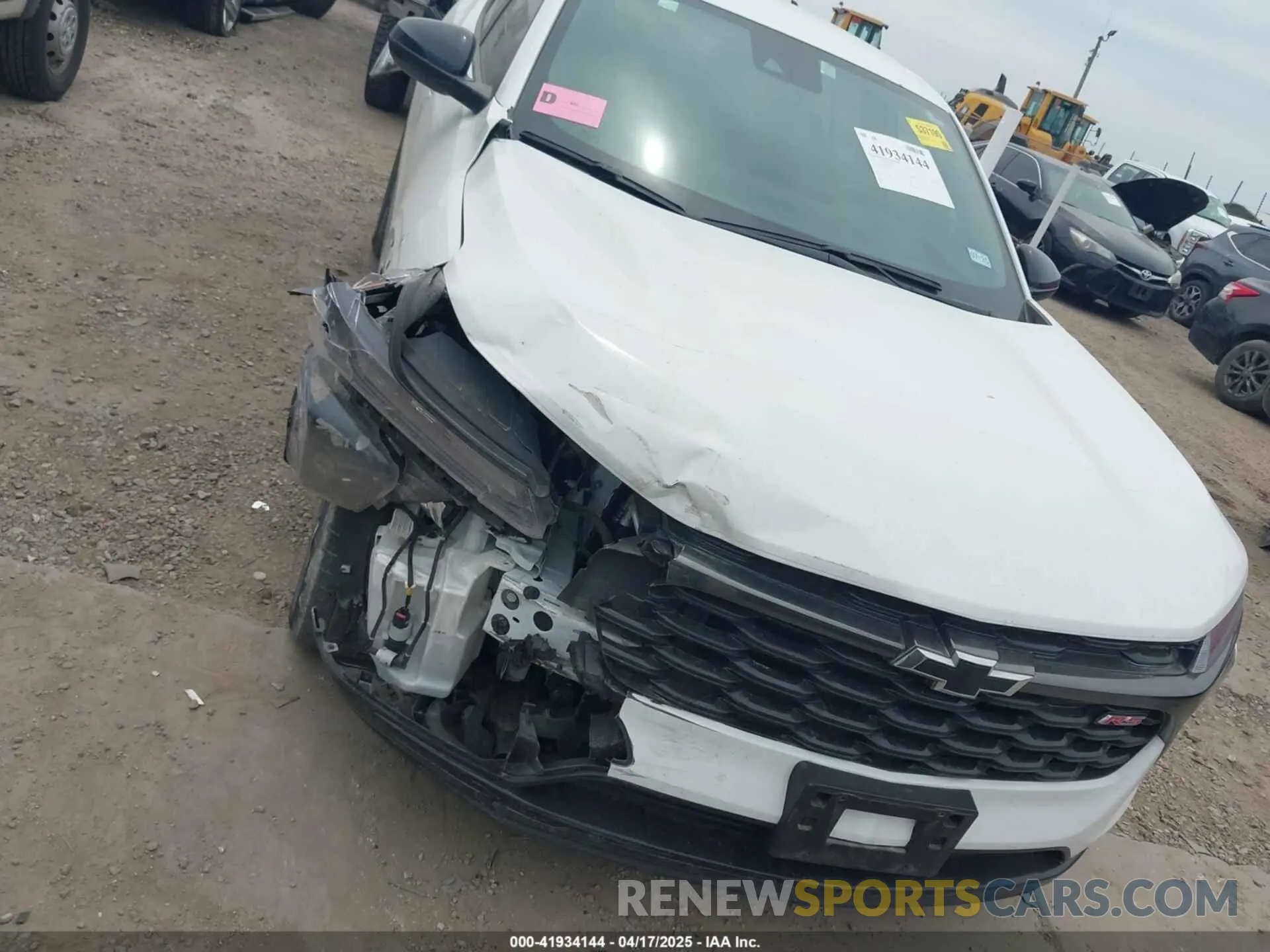 6 Photograph of a damaged car KL77LGE2XRC048722 CHEVROLET TRAX 2024