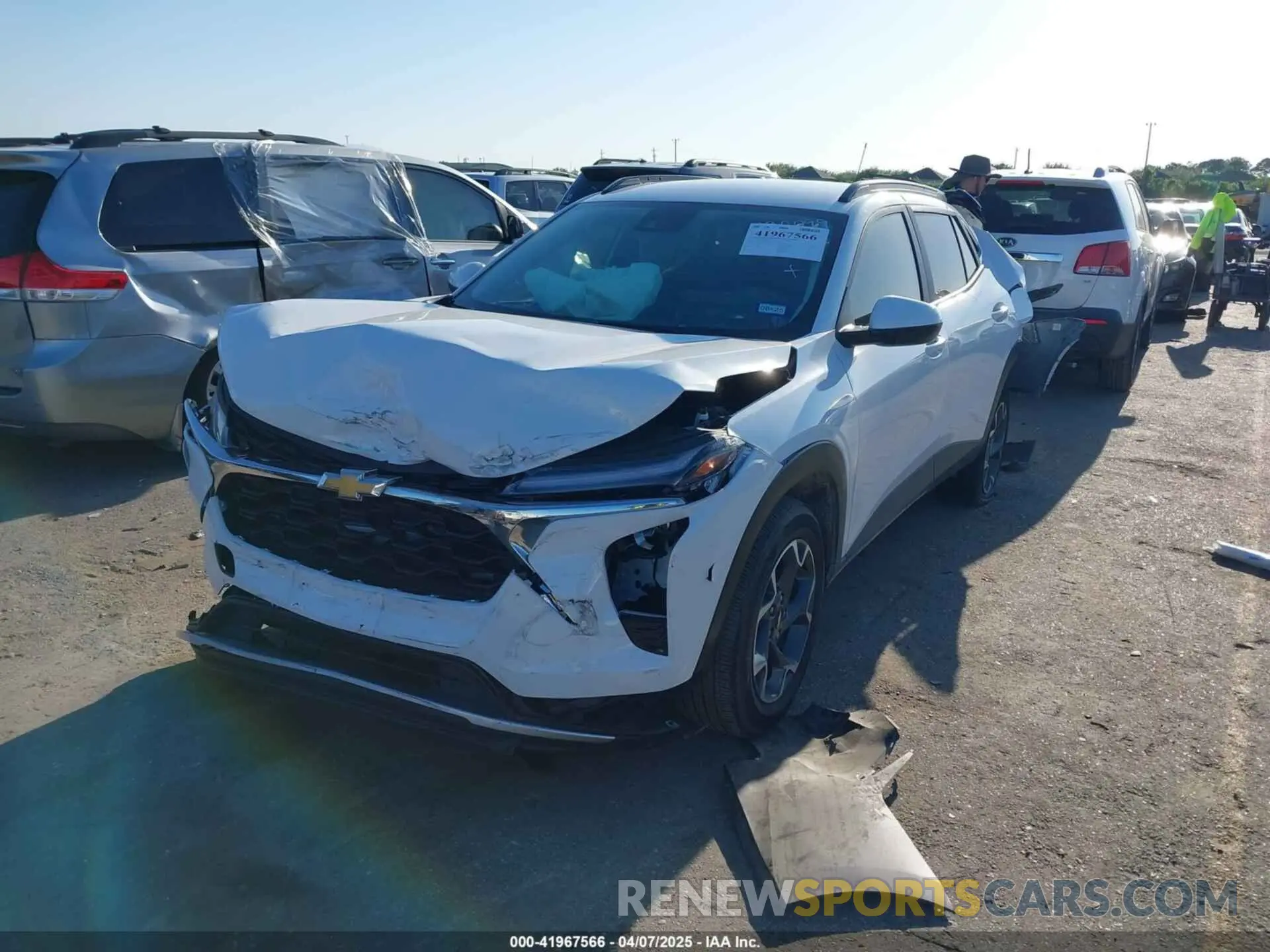 2 Photograph of a damaged car KL77LHE20RC067401 CHEVROLET TRAX 2024