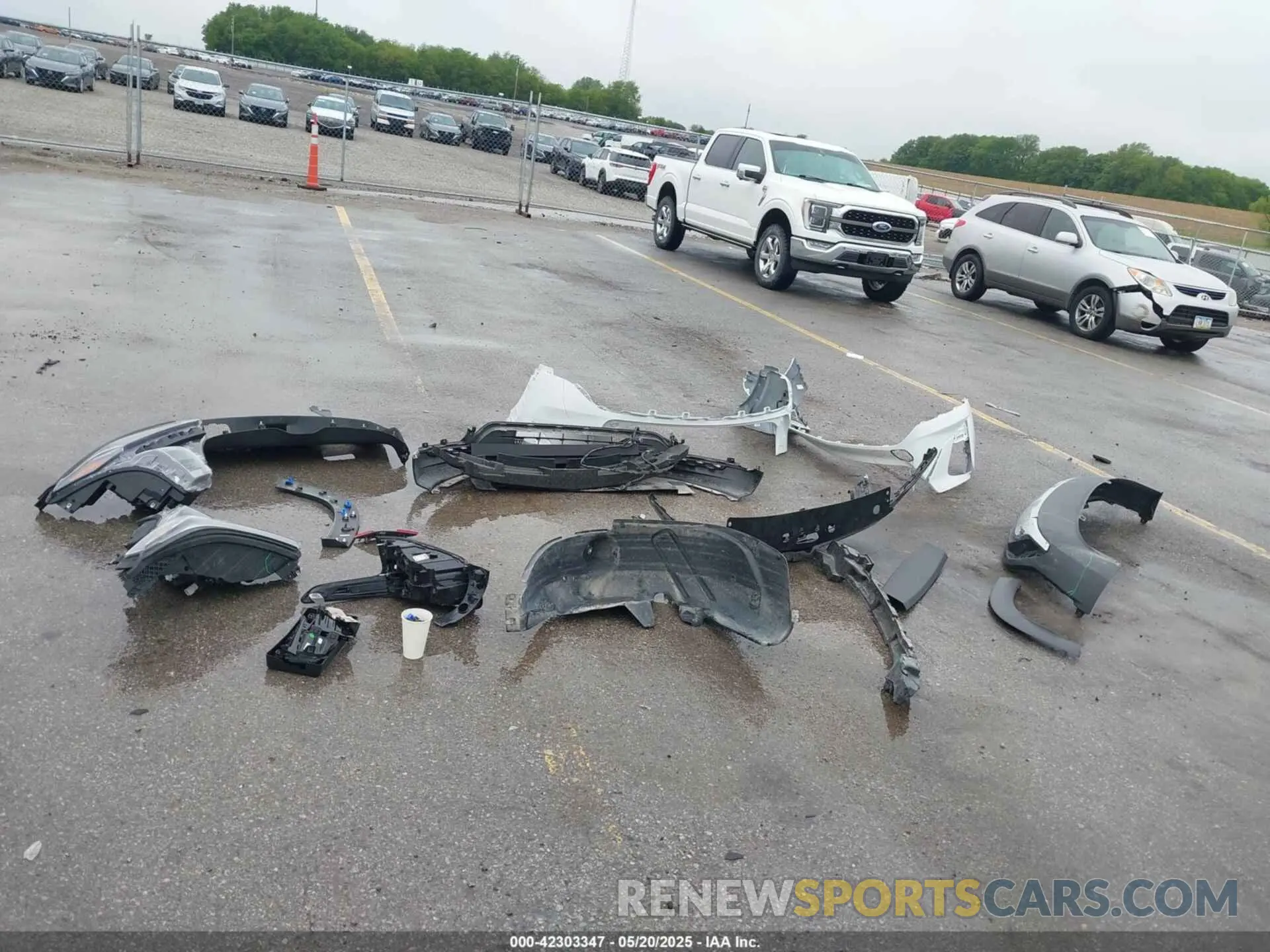 12 Photograph of a damaged car KL77LHE20RC128889 CHEVROLET TRAX 2024
