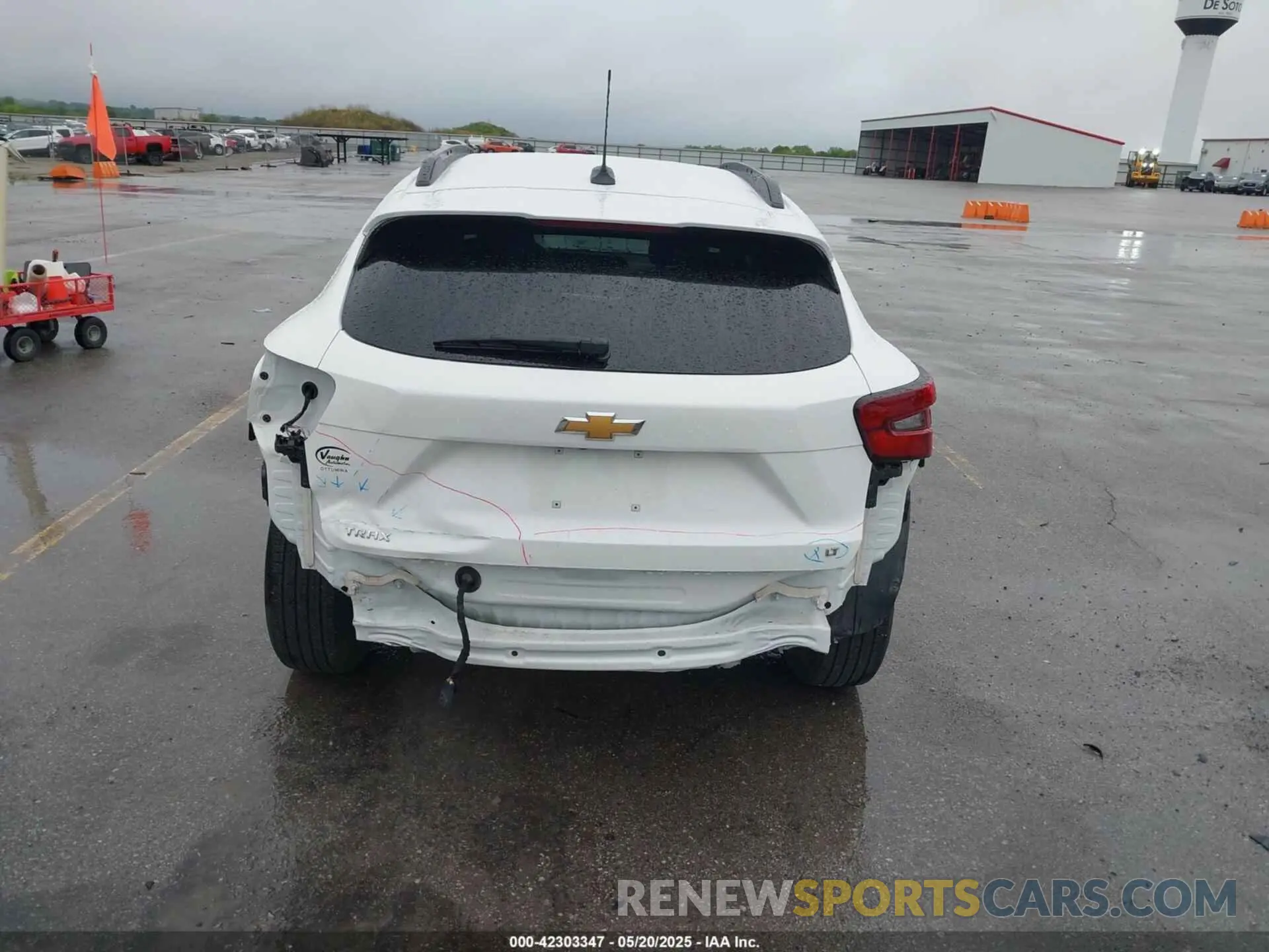 18 Photograph of a damaged car KL77LHE20RC128889 CHEVROLET TRAX 2024