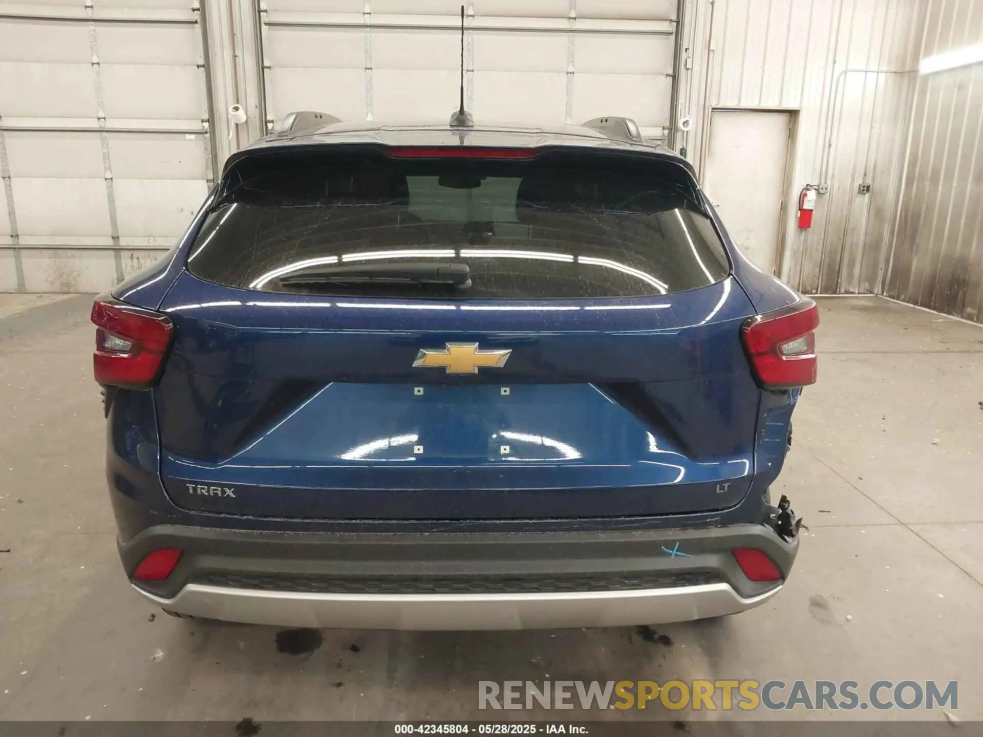 17 Photograph of a damaged car KL77LHE20RC136751 CHEVROLET TRAX 2024