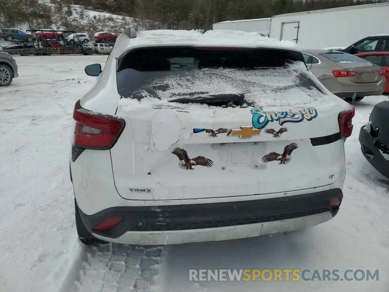 6 Photograph of a damaged car KL77LHE20RC146406 CHEVROLET TRAX 2024