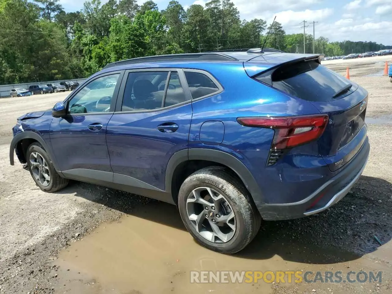 2 Photograph of a damaged car KL77LHE20RC169345 CHEVROLET TRAX 2024