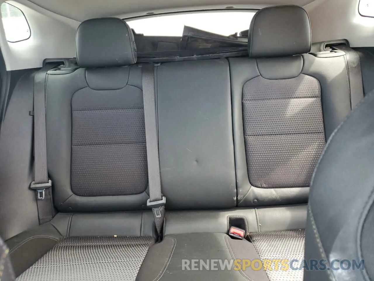 10 Photograph of a damaged car KL77LHE21RC009376 CHEVROLET TRAX 2024