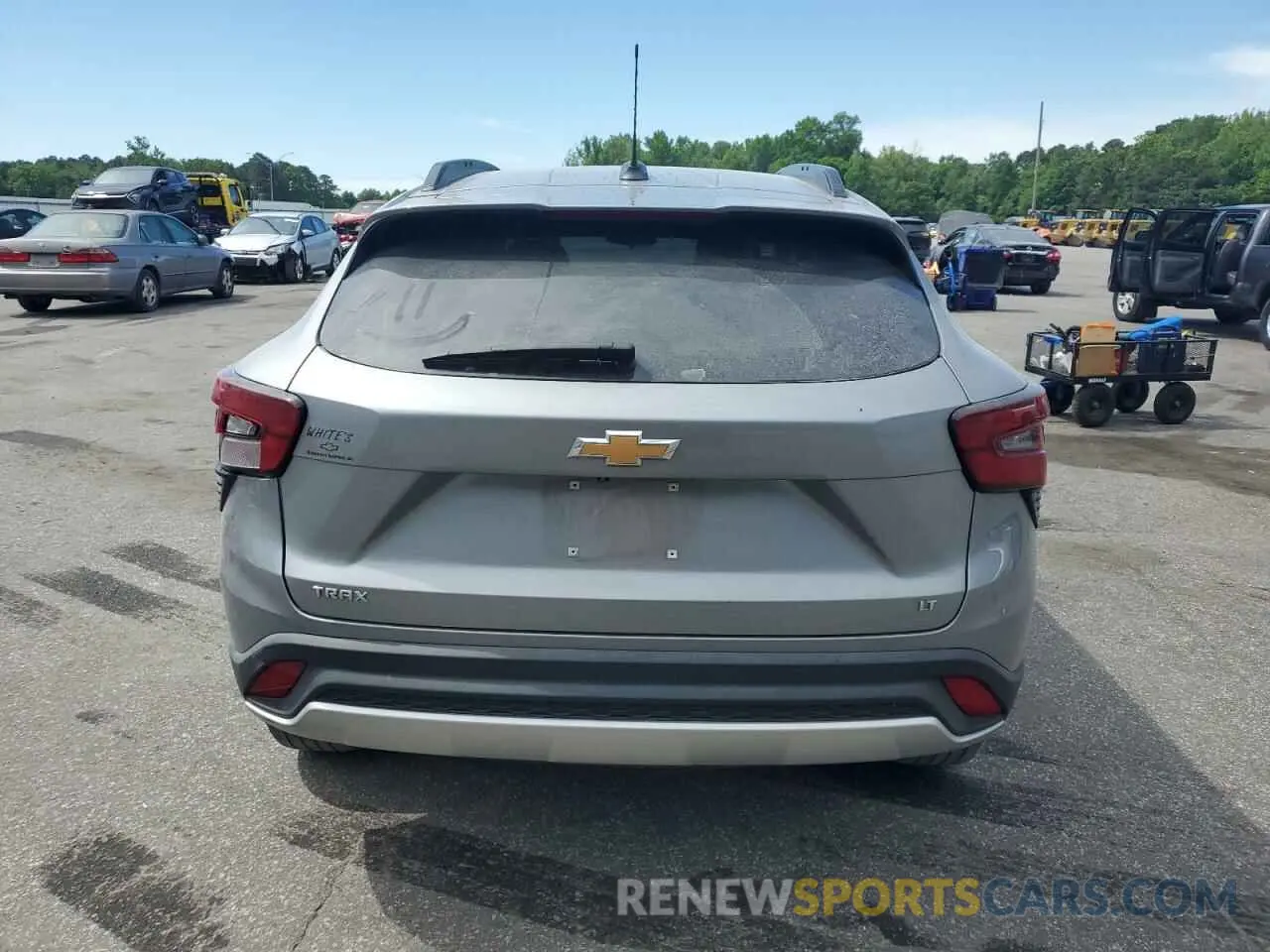 6 Photograph of a damaged car KL77LHE21RC009376 CHEVROLET TRAX 2024
