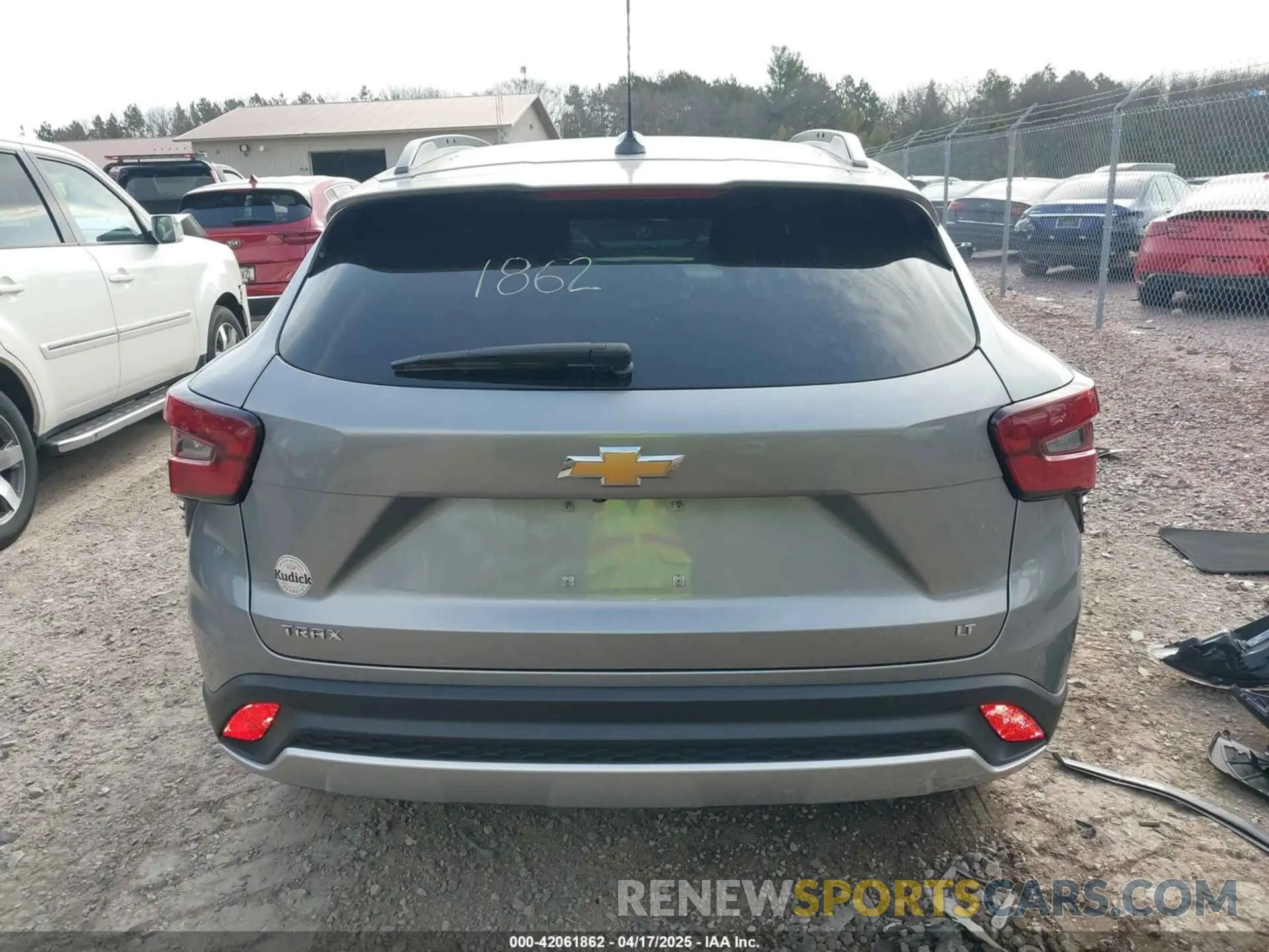 16 Photograph of a damaged car KL77LHE21RC028381 CHEVROLET TRAX 2024