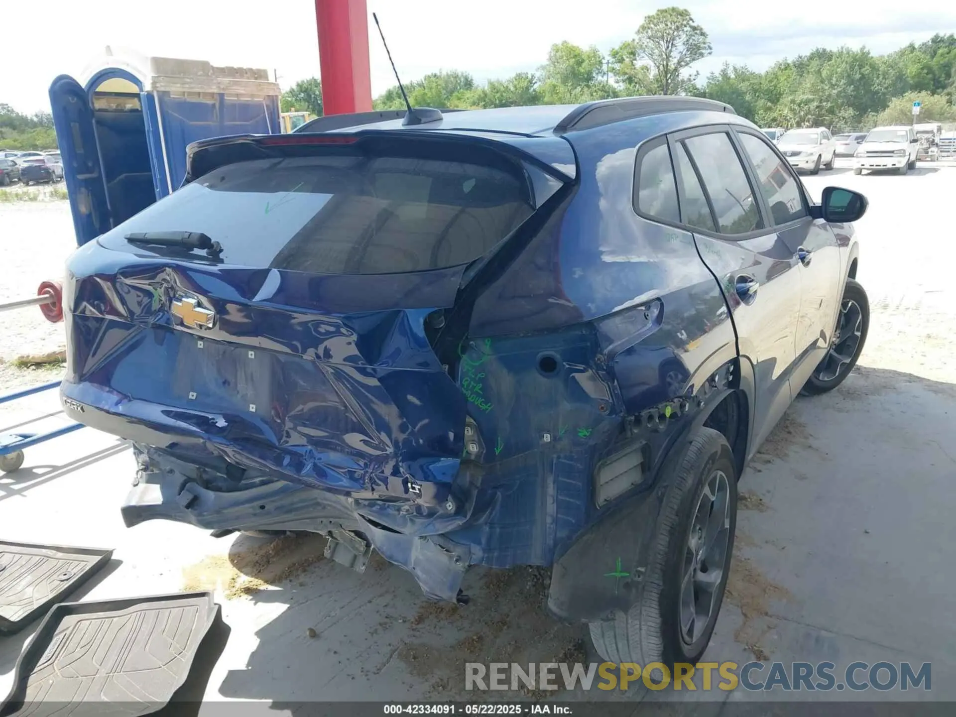 4 Photograph of a damaged car KL77LHE21RC059887 CHEVROLET TRAX 2024