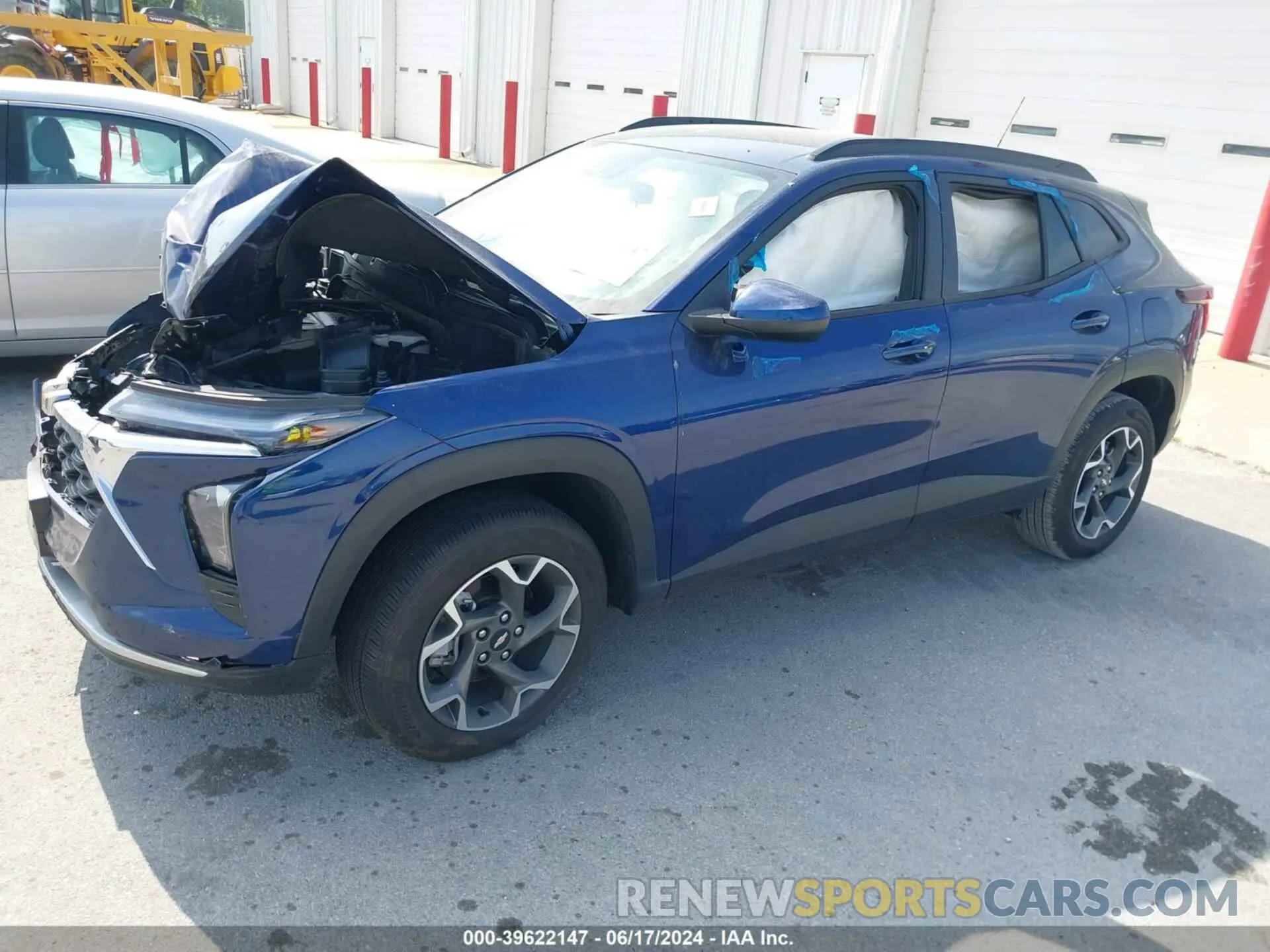 2 Photograph of a damaged car KL77LHE21RC065494 CHEVROLET TRAX 2024