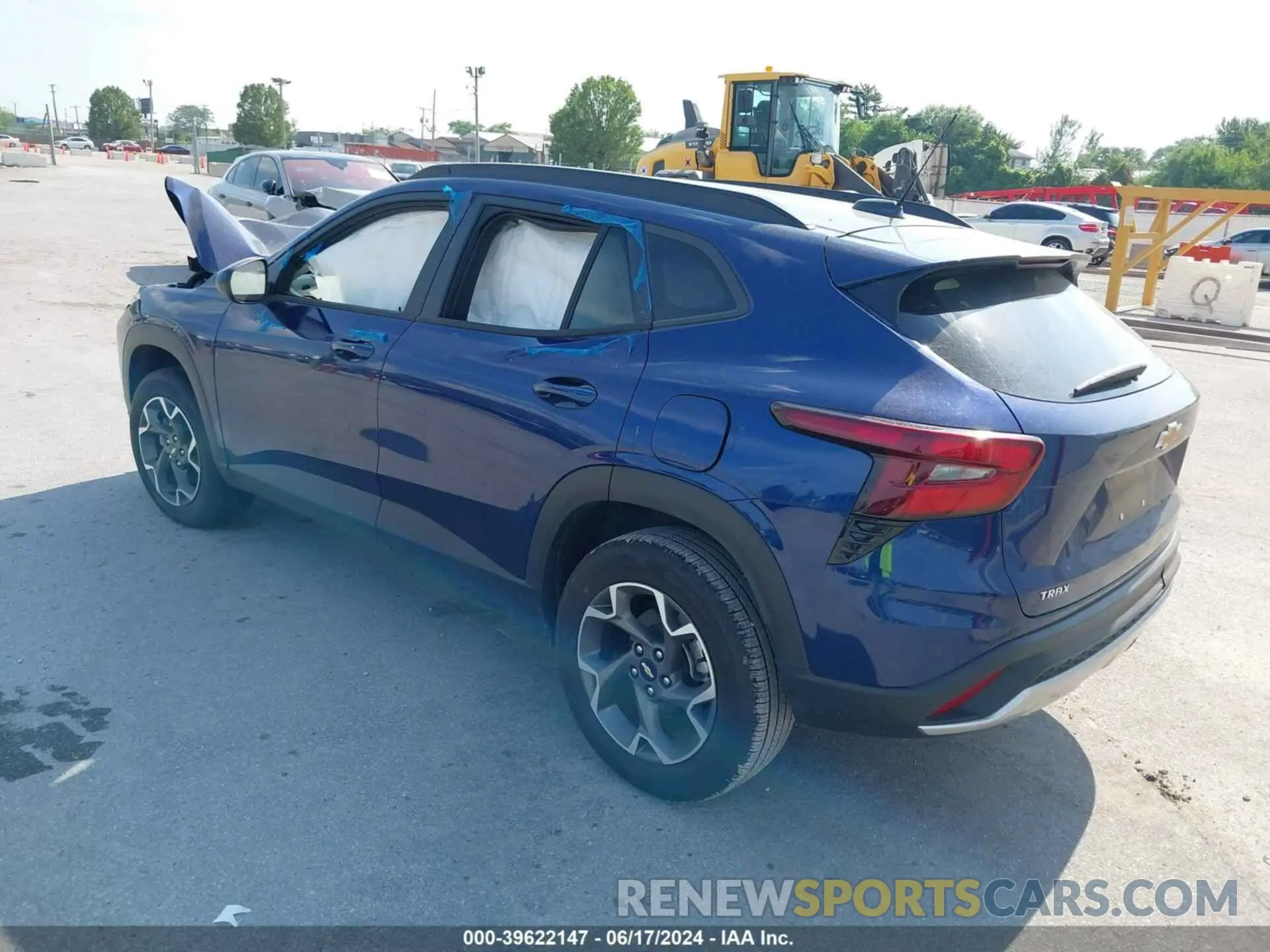3 Photograph of a damaged car KL77LHE21RC065494 CHEVROLET TRAX 2024