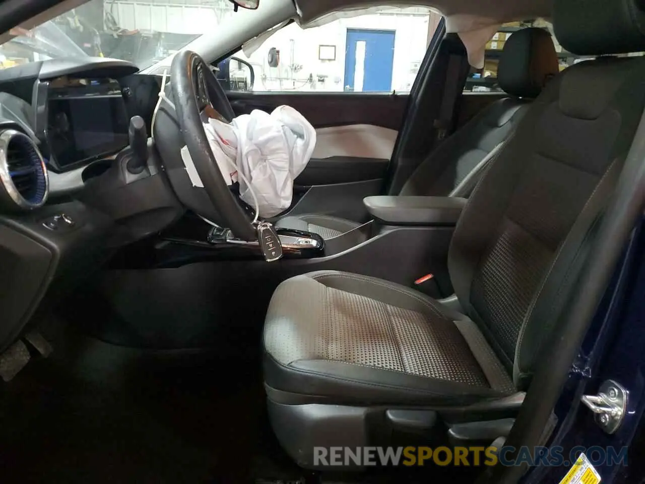 7 Photograph of a damaged car KL77LHE21RC105878 CHEVROLET TRAX 2024