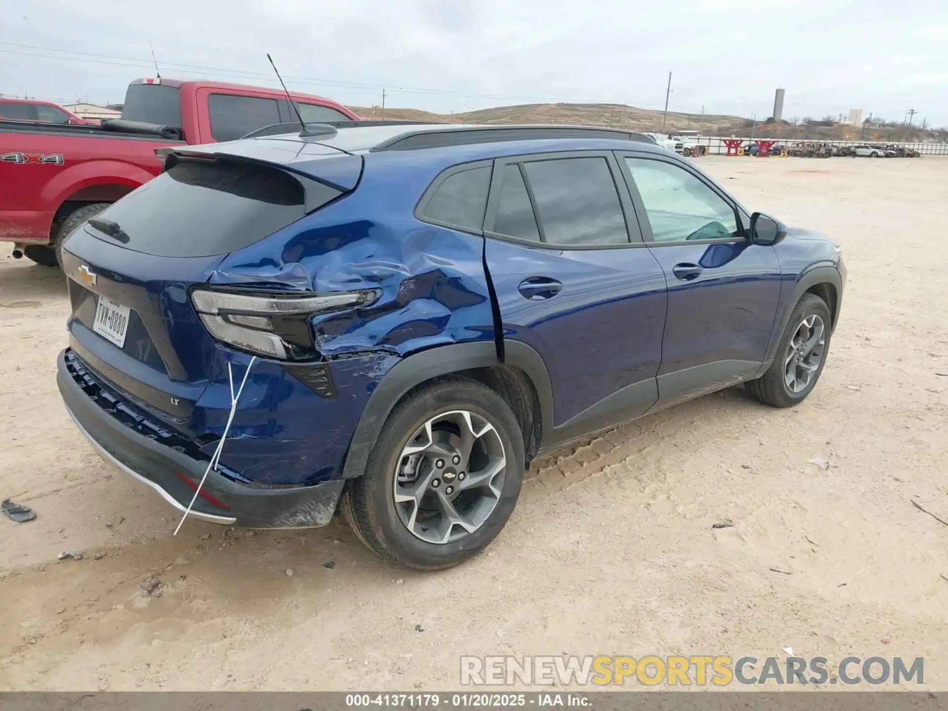 4 Photograph of a damaged car KL77LHE21RC174182 CHEVROLET TRAX 2024