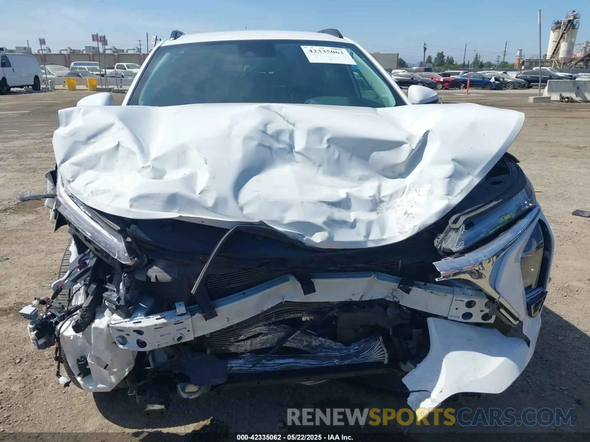 12 Photograph of a damaged car KL77LHE21RC199762 CHEVROLET TRAX 2024