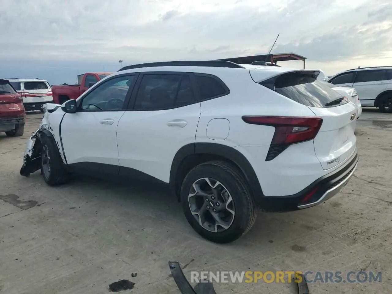 2 Photograph of a damaged car KL77LHE22RC030382 CHEVROLET TRAX 2024