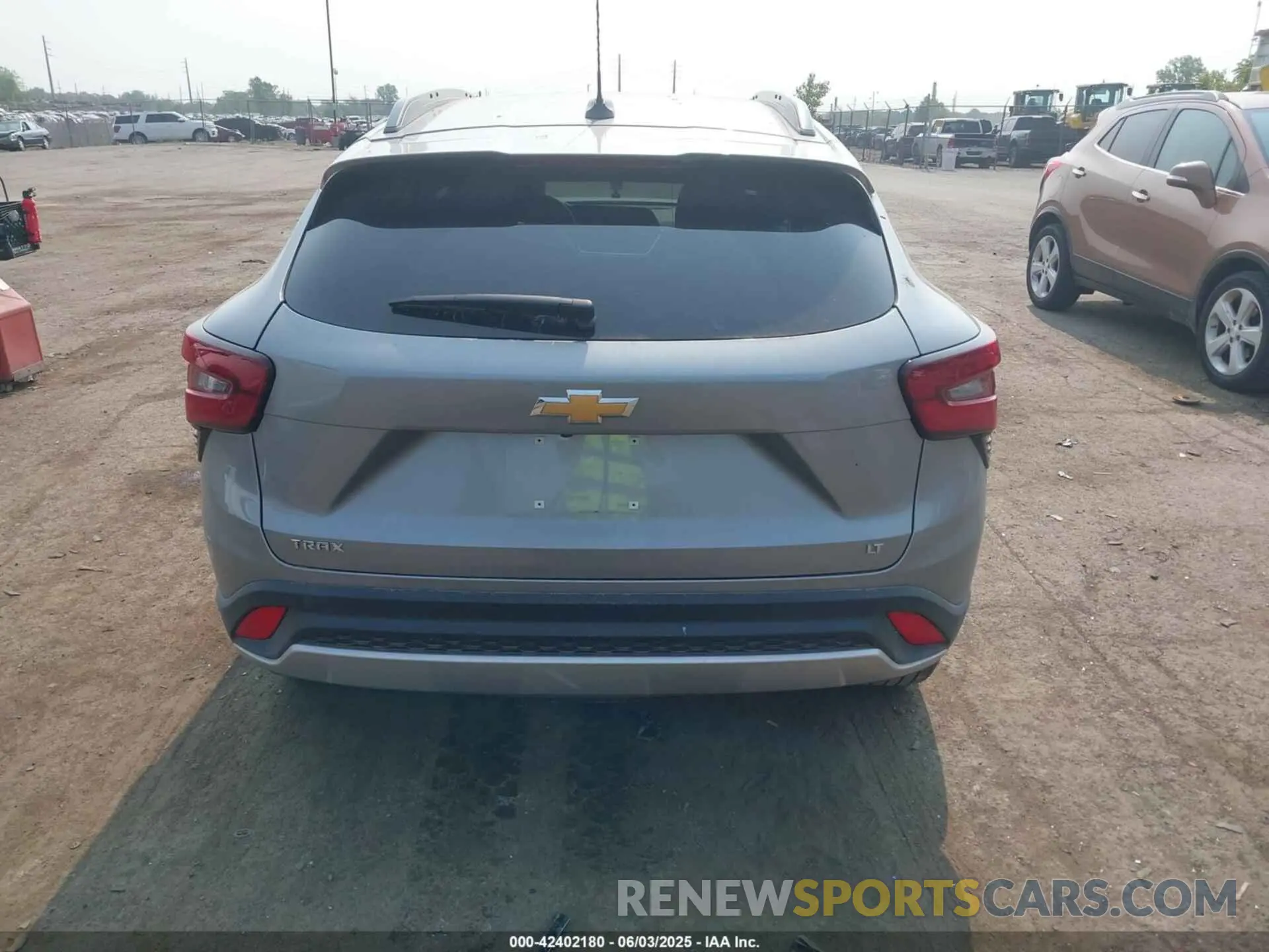 16 Photograph of a damaged car KL77LHE22RC036294 CHEVROLET TRAX 2024