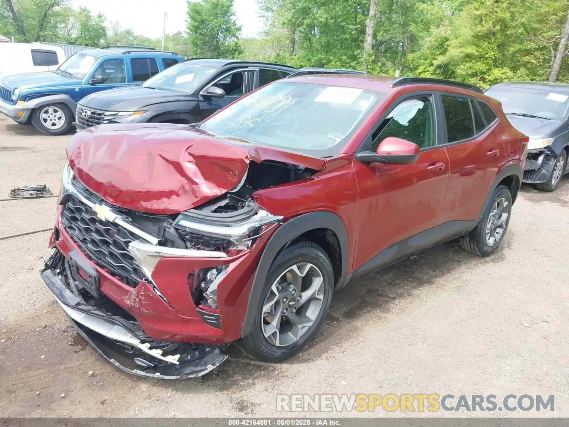2 Photograph of a damaged car KL77LHE22RC042497 CHEVROLET TRAX 2024
