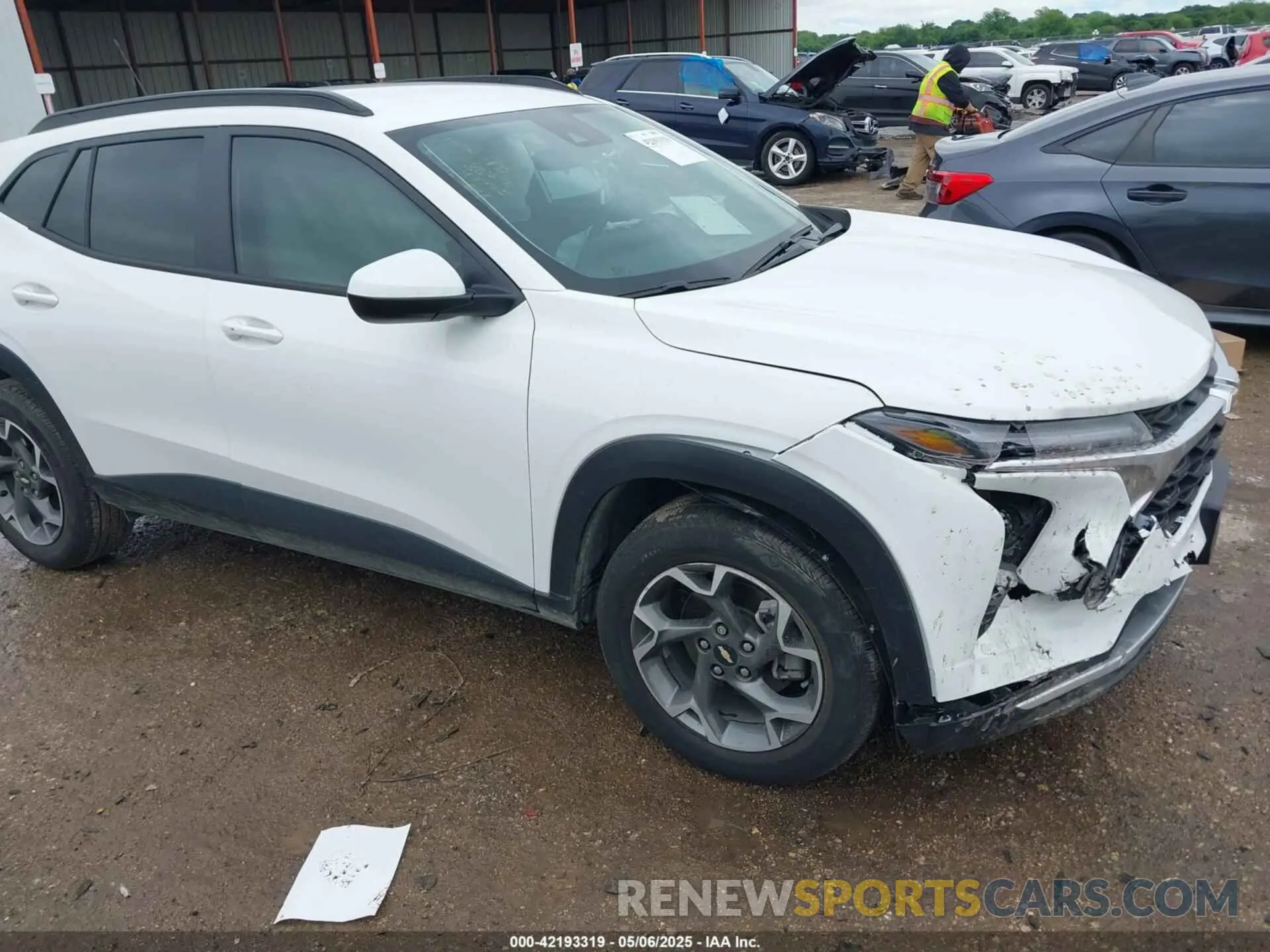 1 Photograph of a damaged car KL77LHE22RC069523 CHEVROLET TRAX 2024