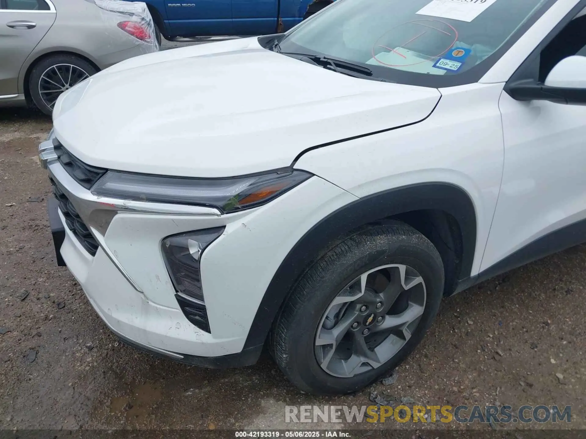 6 Photograph of a damaged car KL77LHE22RC069523 CHEVROLET TRAX 2024