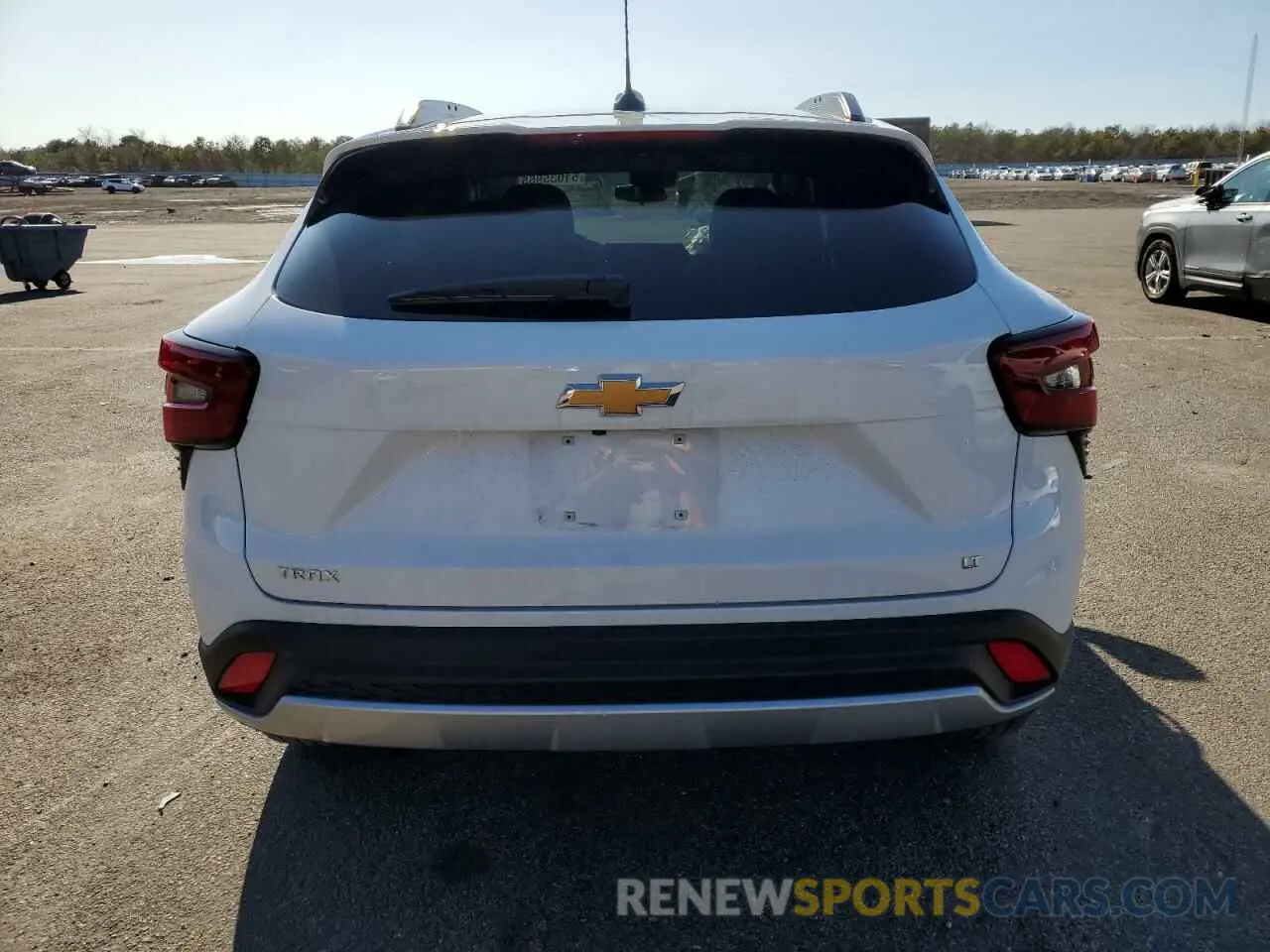 6 Photograph of a damaged car KL77LHE22RC114251 CHEVROLET TRAX 2024