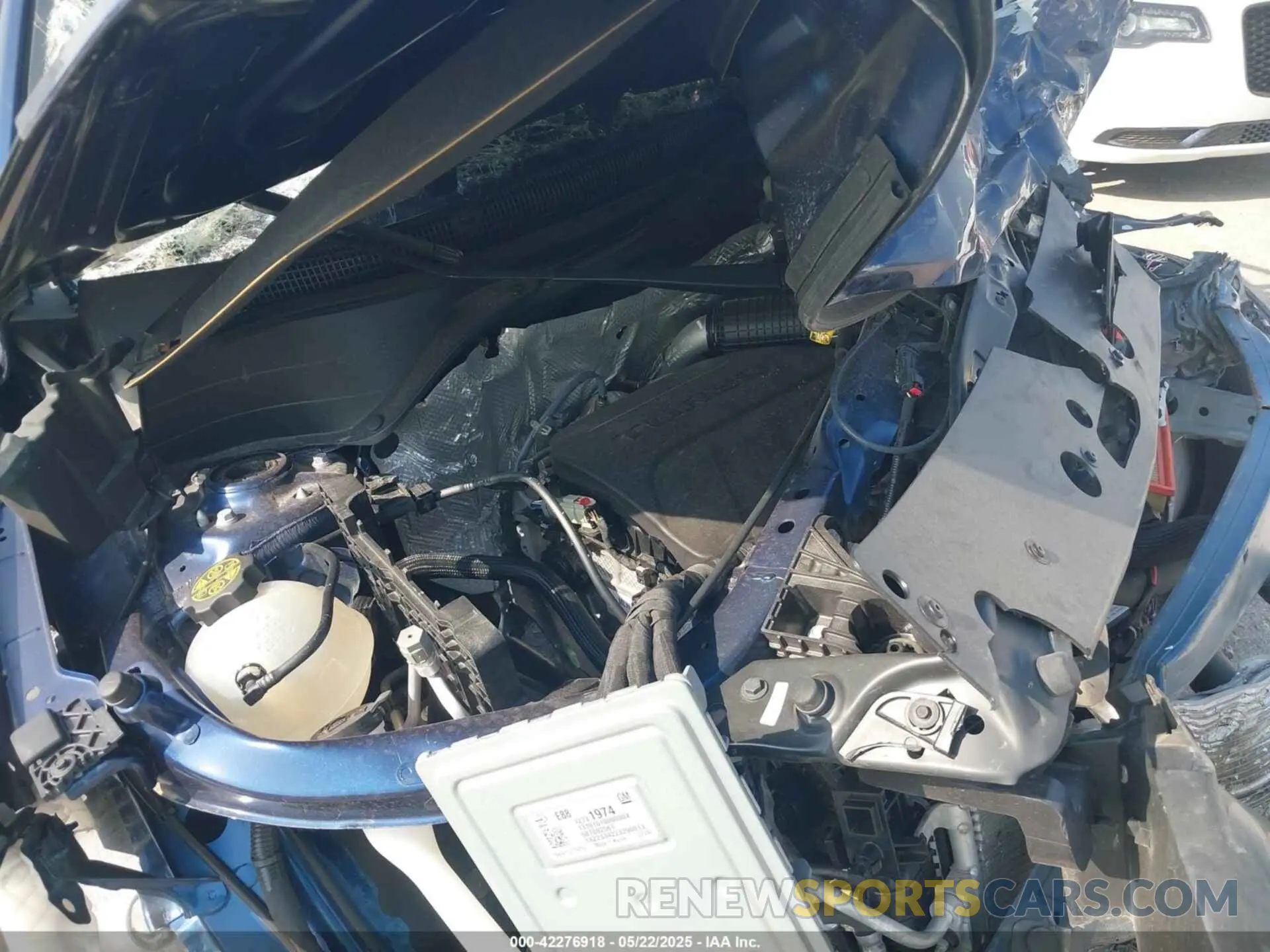 10 Photograph of a damaged car KL77LHE23RC000694 CHEVROLET TRAX 2024