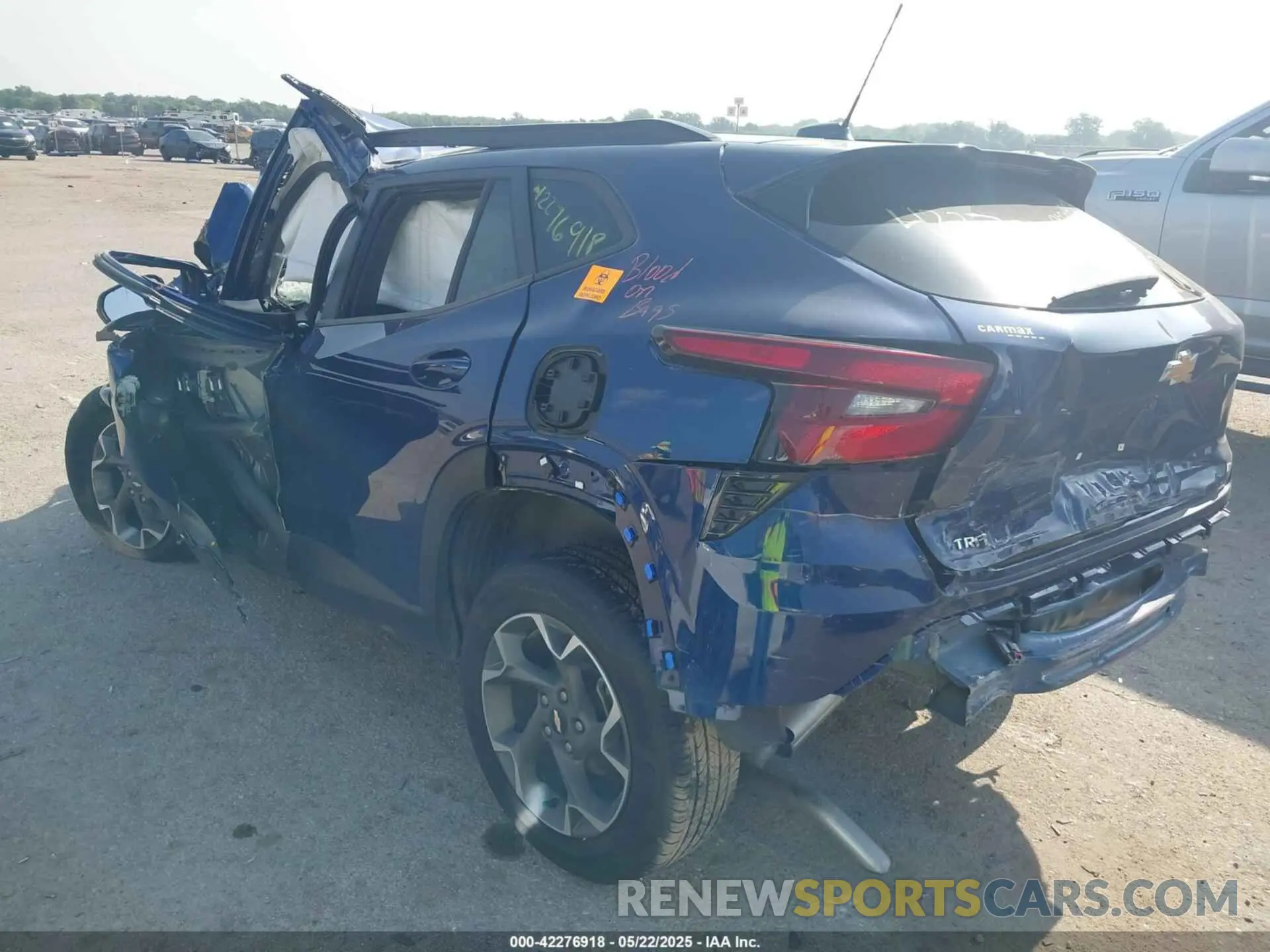 3 Photograph of a damaged car KL77LHE23RC000694 CHEVROLET TRAX 2024