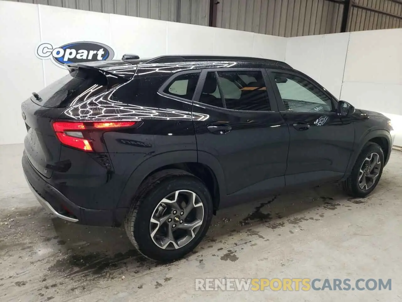 3 Photograph of a damaged car KL77LHE23RC240621 CHEVROLET TRAX 2024