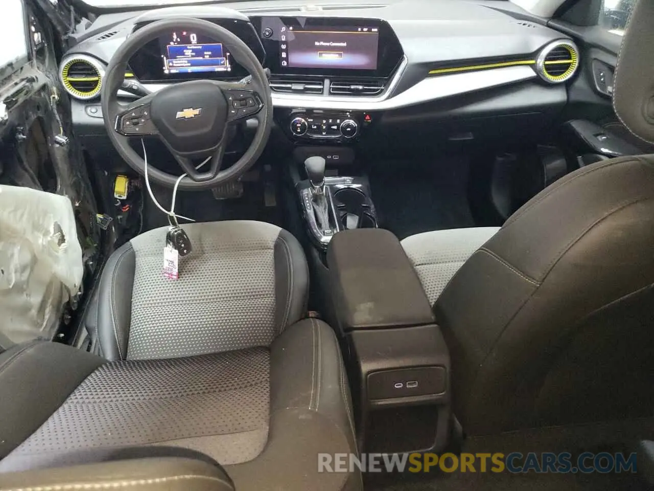 8 Photograph of a damaged car KL77LHE23RC240621 CHEVROLET TRAX 2024
