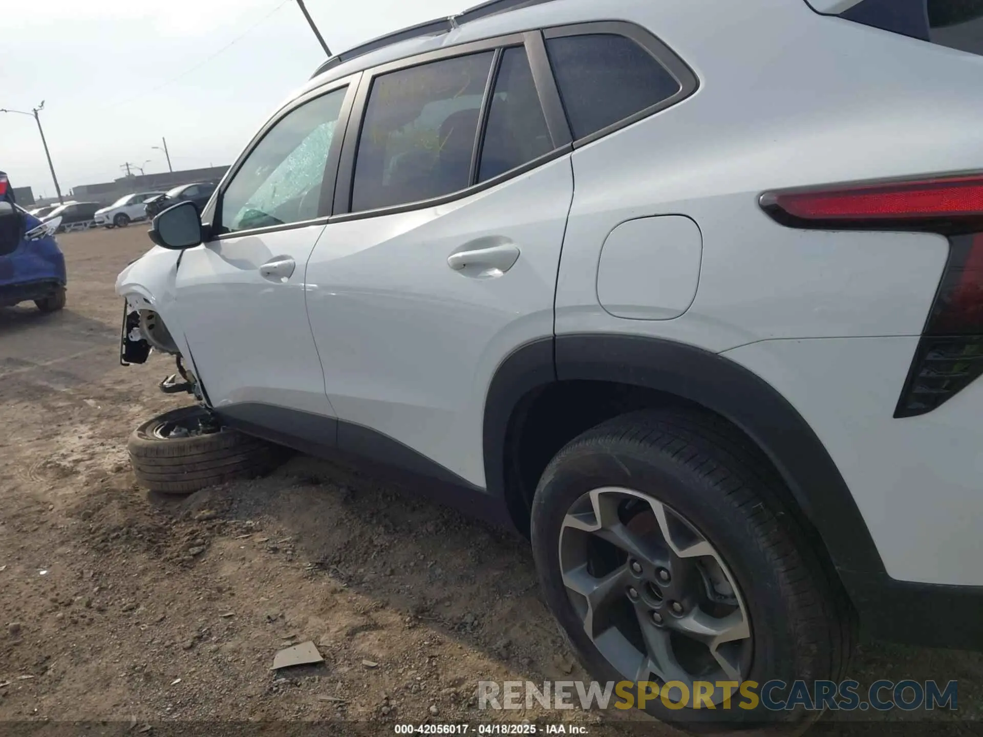 18 Photograph of a damaged car KL77LHE24RC104823 CHEVROLET TRAX 2024
