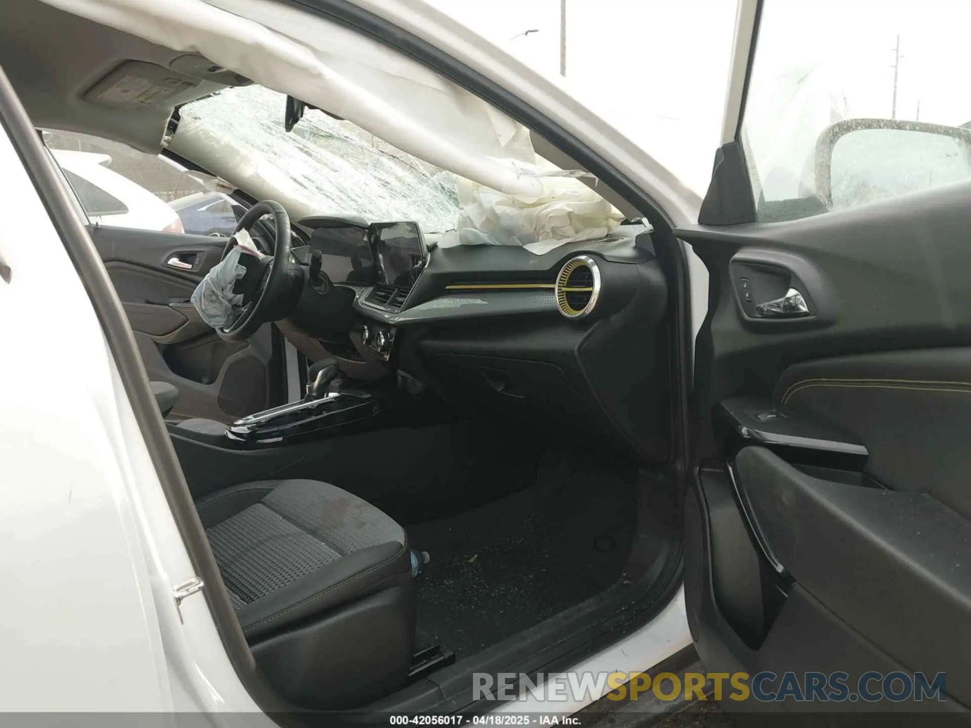 5 Photograph of a damaged car KL77LHE24RC104823 CHEVROLET TRAX 2024