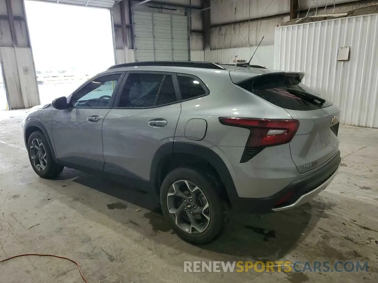 2 Photograph of a damaged car KL77LHE24RC123517 CHEVROLET TRAX 2024
