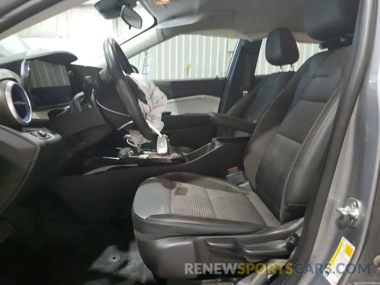 7 Photograph of a damaged car KL77LHE24RC123517 CHEVROLET TRAX 2024