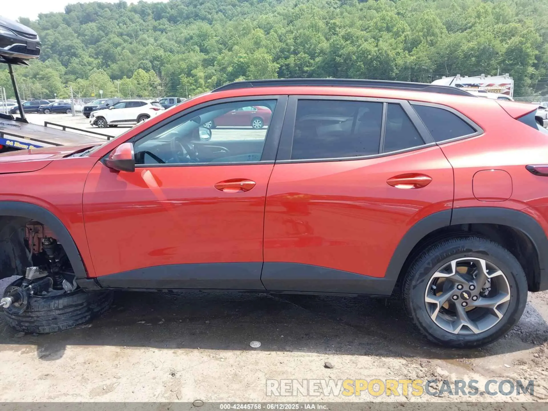 14 Photograph of a damaged car KL77LHE24RC130130 CHEVROLET TRAX 2024