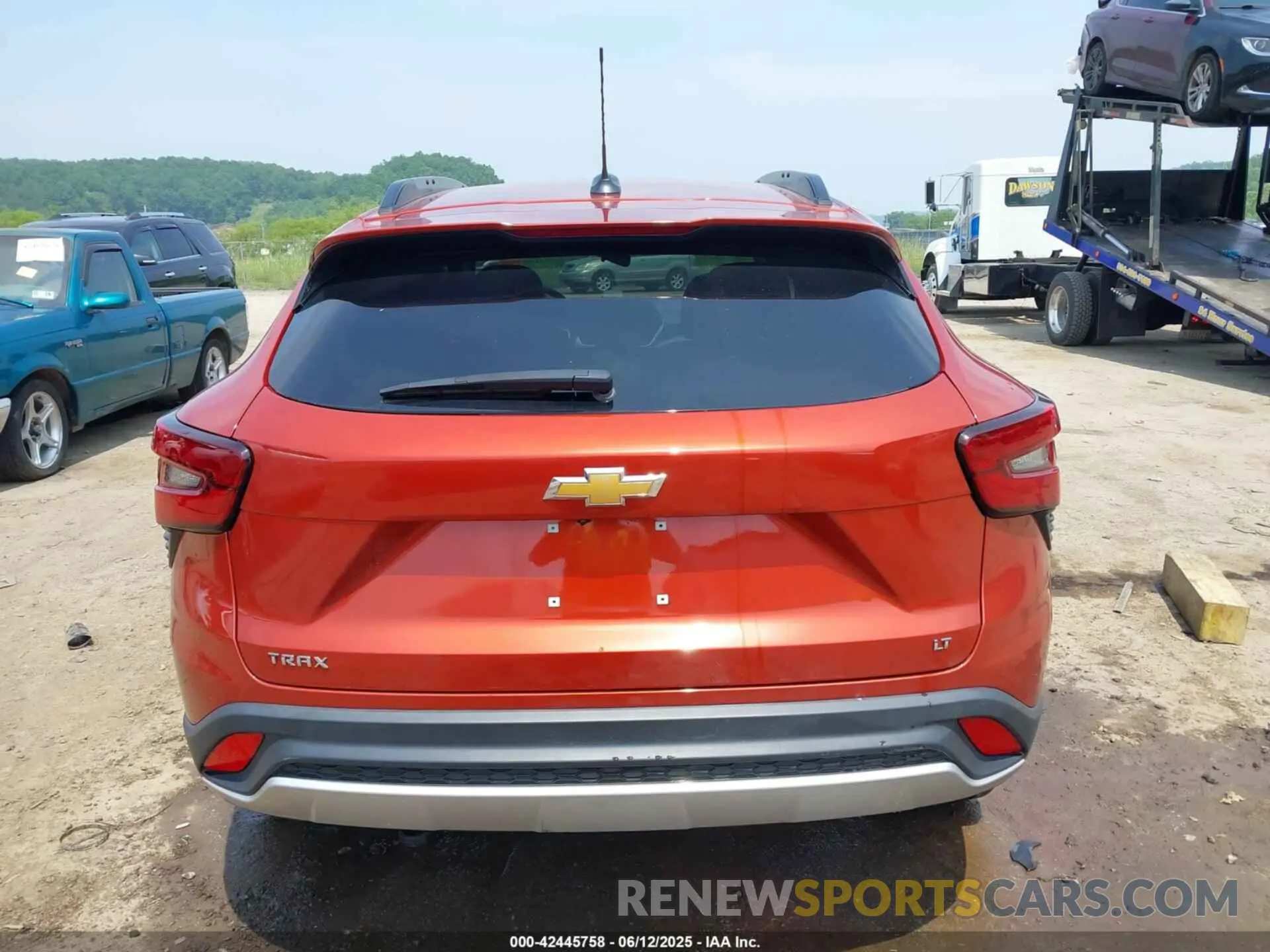 16 Photograph of a damaged car KL77LHE24RC130130 CHEVROLET TRAX 2024