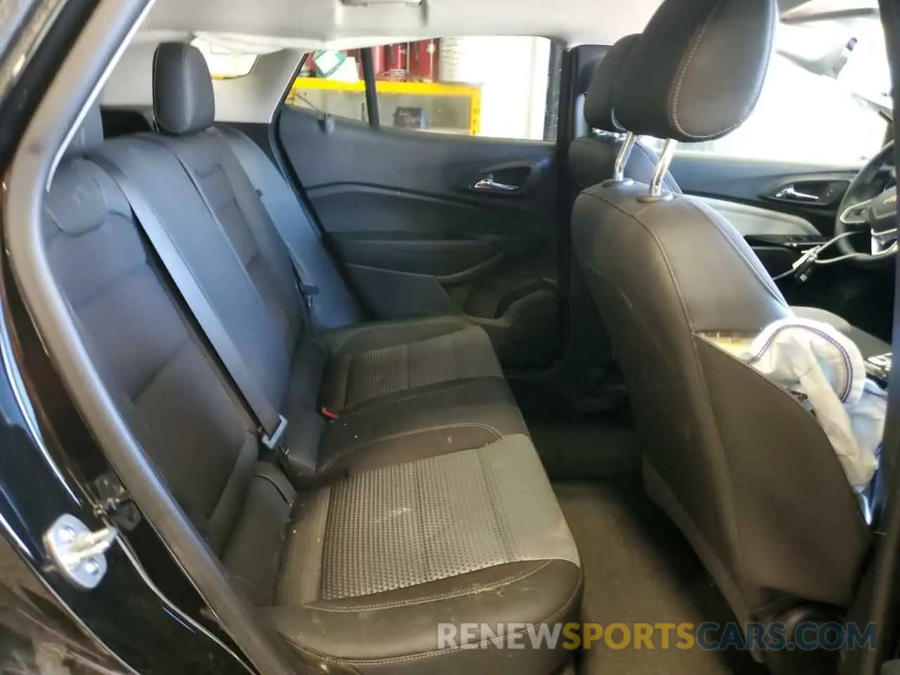 12 Photograph of a damaged car KL77LHE24RC237114 CHEVROLET TRAX 2024