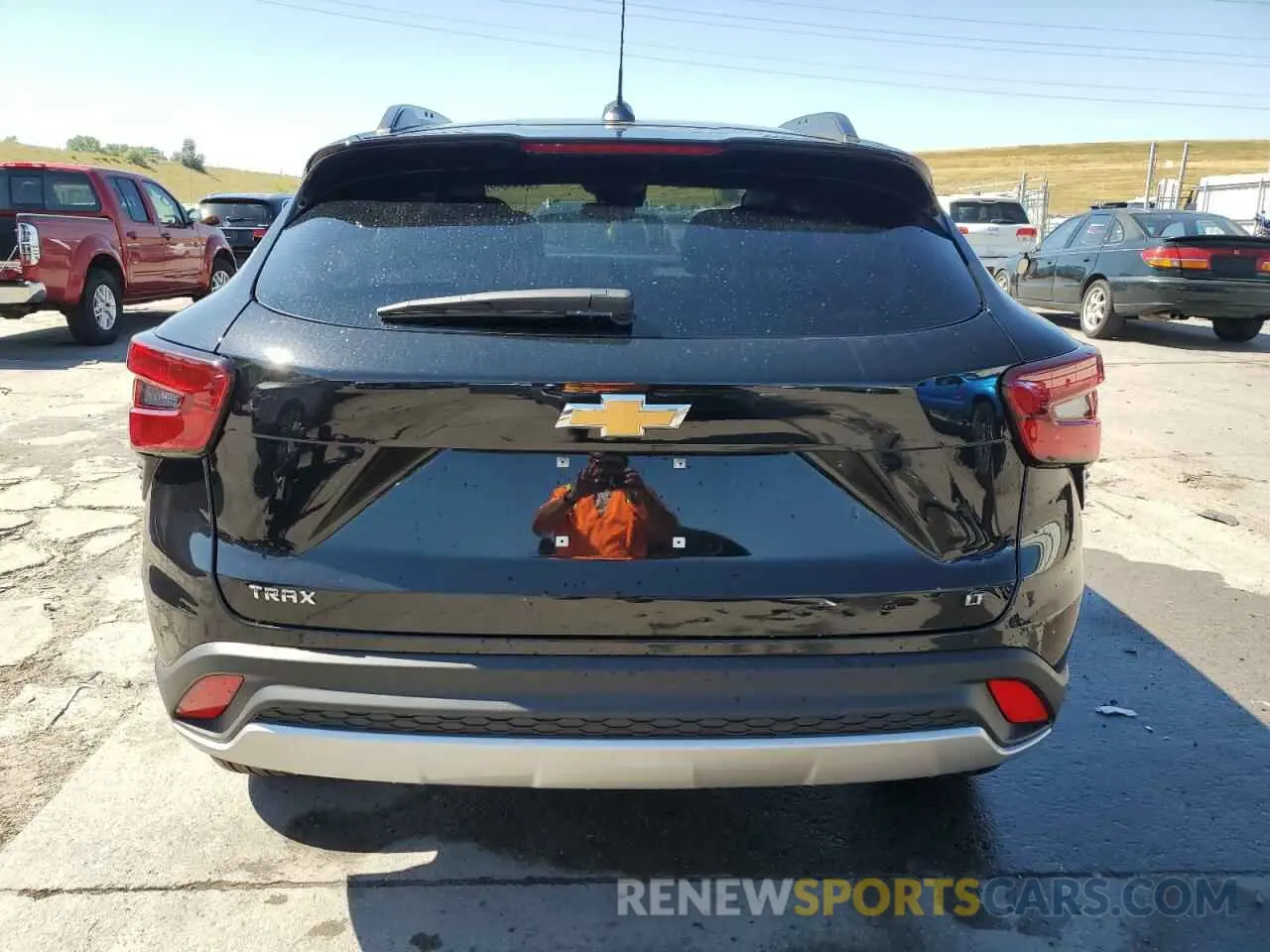 6 Photograph of a damaged car KL77LHE25RC089099 CHEVROLET TRAX 2024