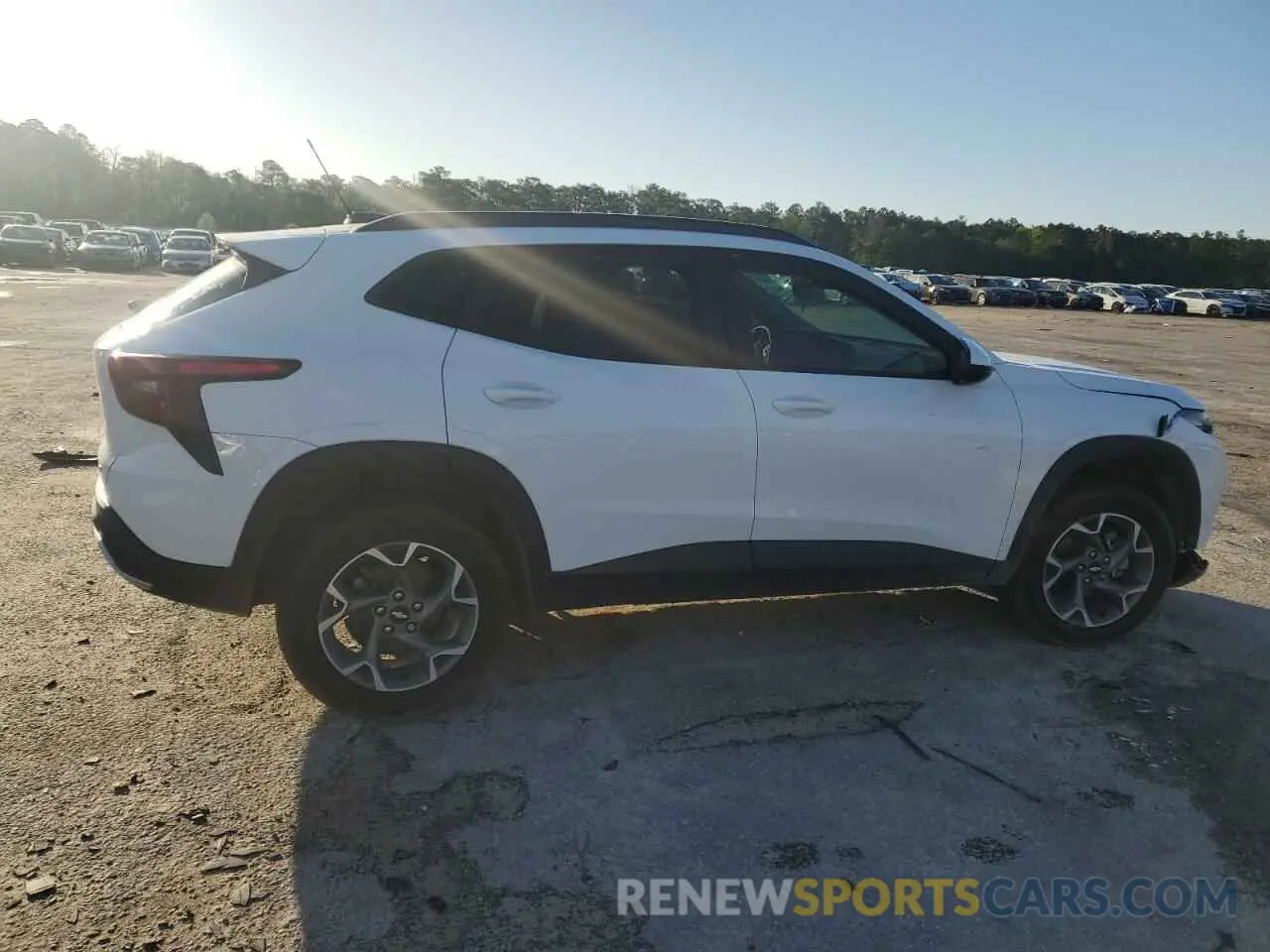 3 Photograph of a damaged car KL77LHE25RC115863 CHEVROLET TRAX 2024