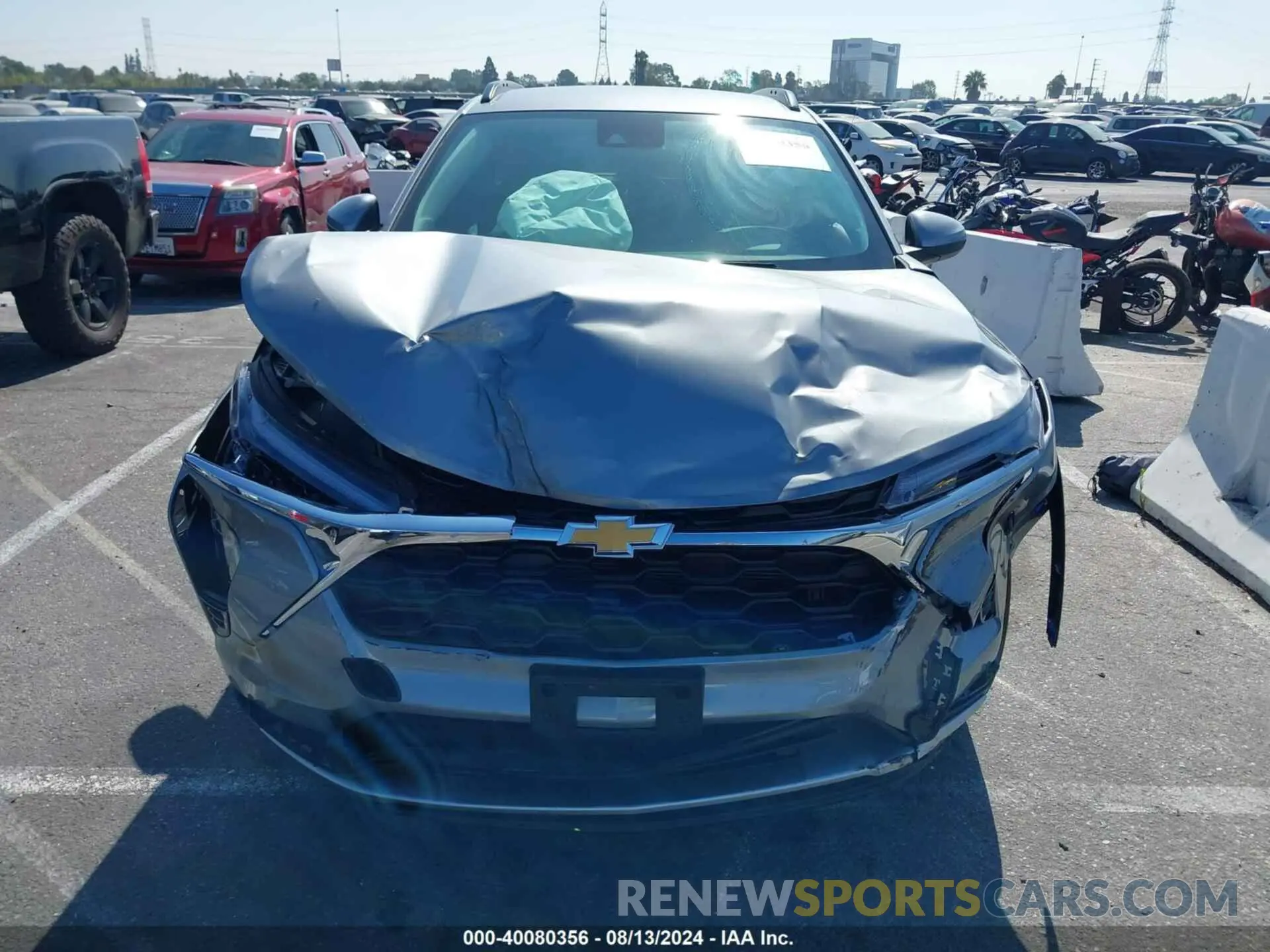 12 Photograph of a damaged car KL77LHE26RC227104 CHEVROLET TRAX 2024