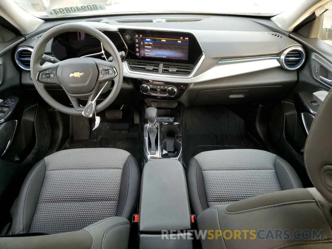 8 Photograph of a damaged car KL77LHE26RC244162 CHEVROLET TRAX 2024