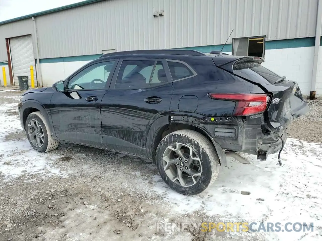 2 Photograph of a damaged car KL77LHE27RC023931 CHEVROLET TRAX 2024
