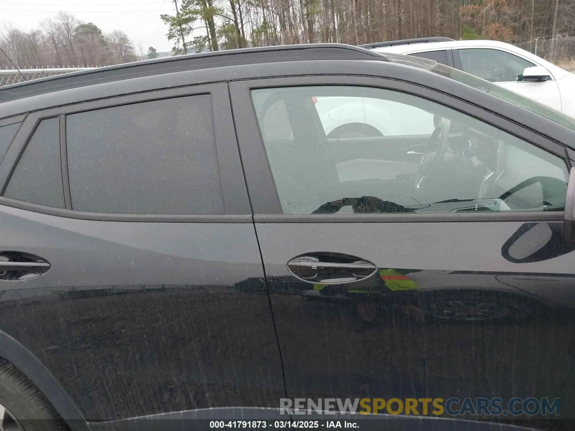 14 Photograph of a damaged car KL77LHE27RC102287 CHEVROLET TRAX 2024