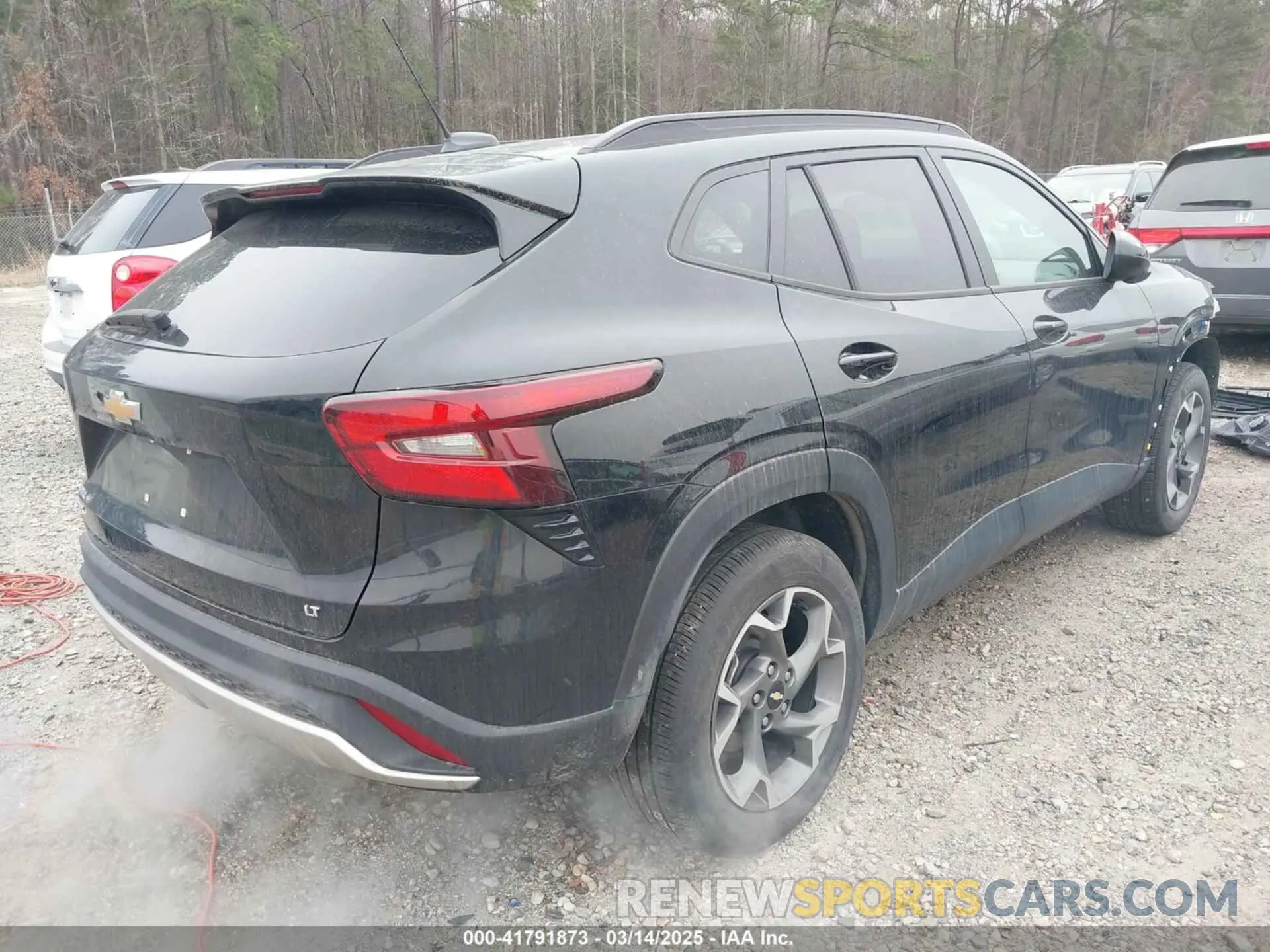 4 Photograph of a damaged car KL77LHE27RC102287 CHEVROLET TRAX 2024