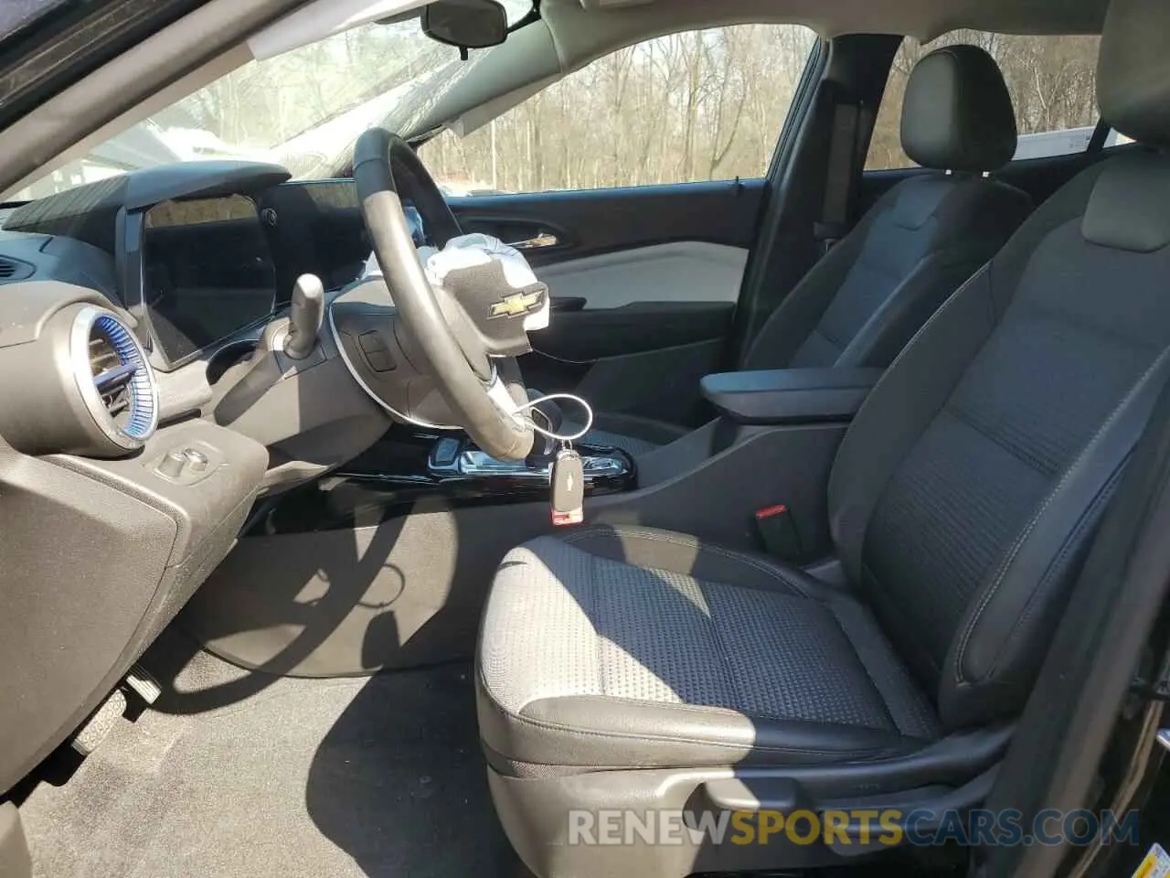 7 Photograph of a damaged car KL77LHE27RC207783 CHEVROLET TRAX 2024