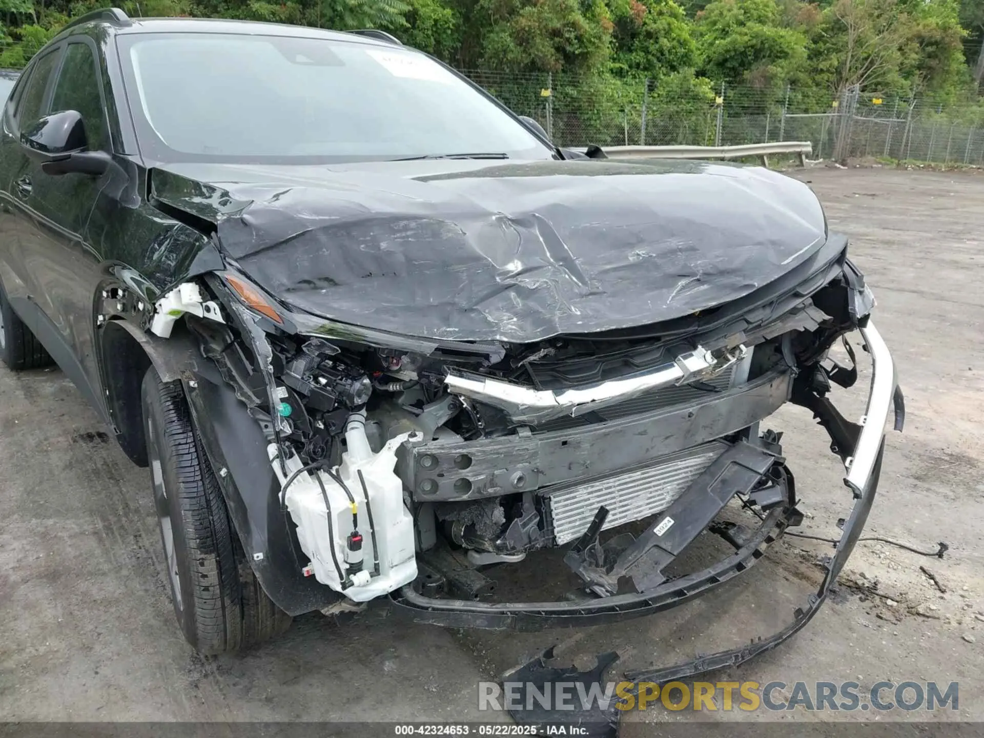 6 Photograph of a damaged car KL77LHE28RC005549 CHEVROLET TRAX 2024