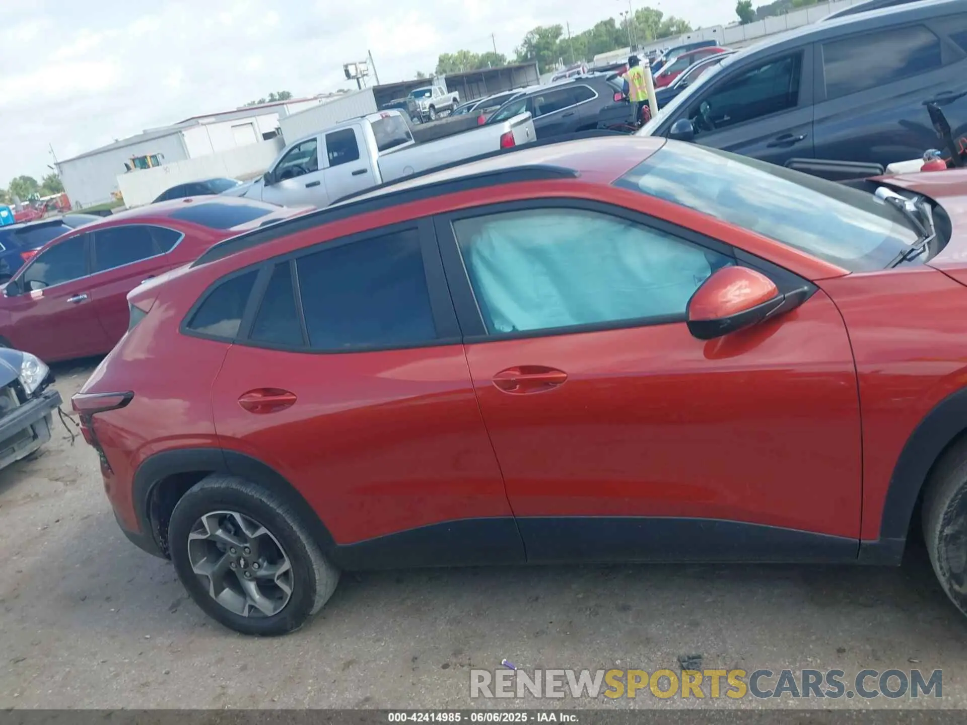 14 Photograph of a damaged car KL77LHE28RC027325 CHEVROLET TRAX 2024