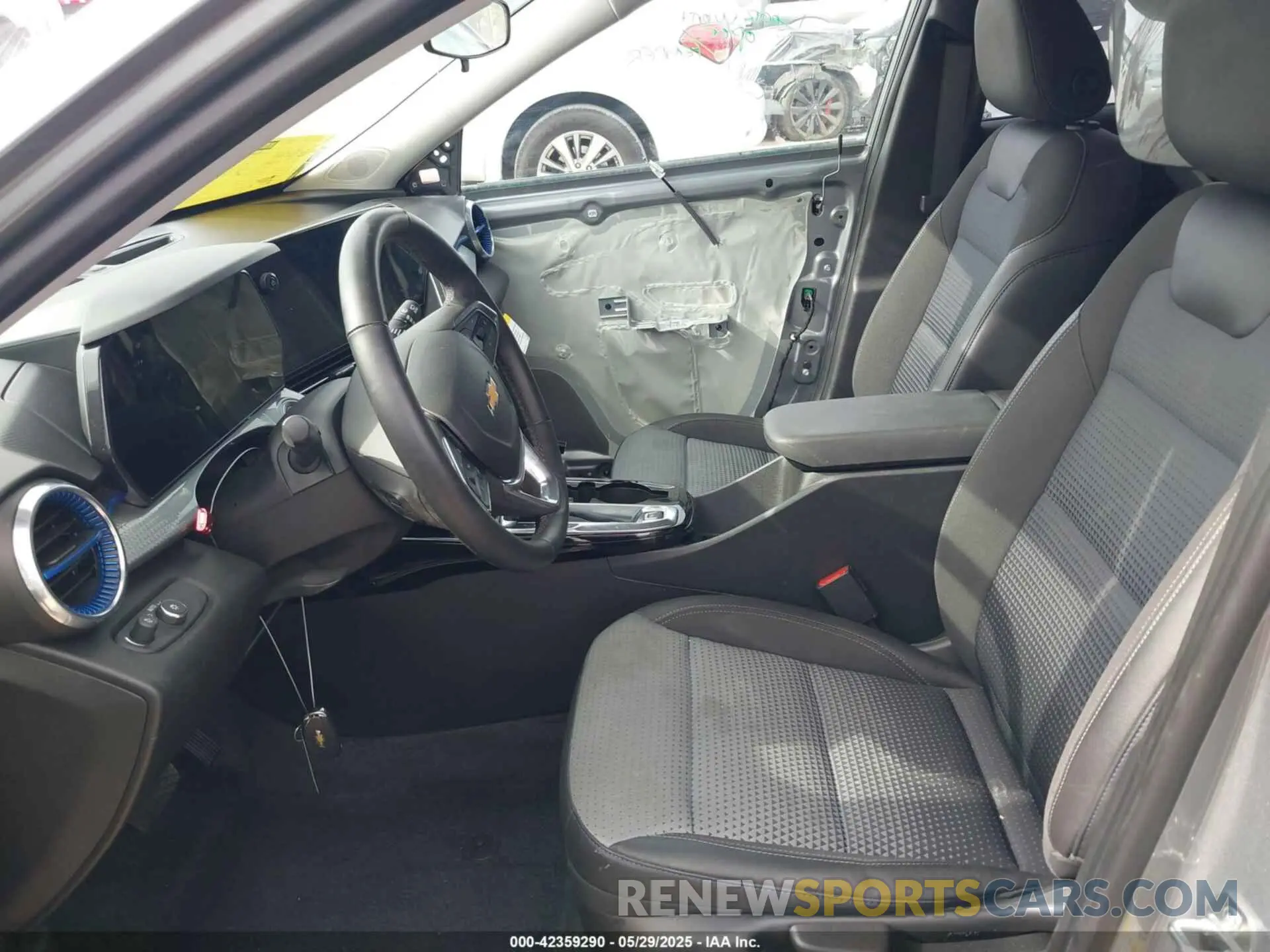 10 Photograph of a damaged car KL77LHE28RC043430 CHEVROLET TRAX 2024