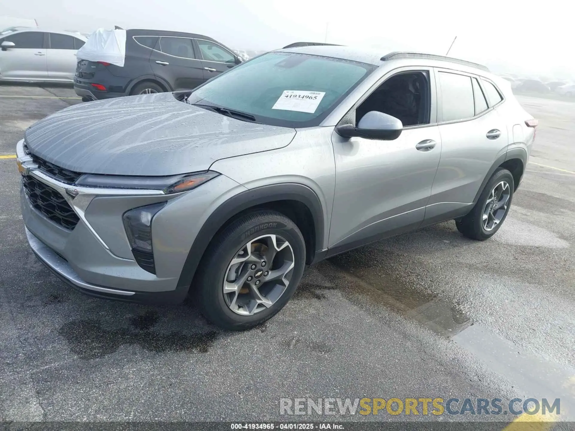 2 Photograph of a damaged car KL77LHE28RC043721 CHEVROLET TRAX 2024