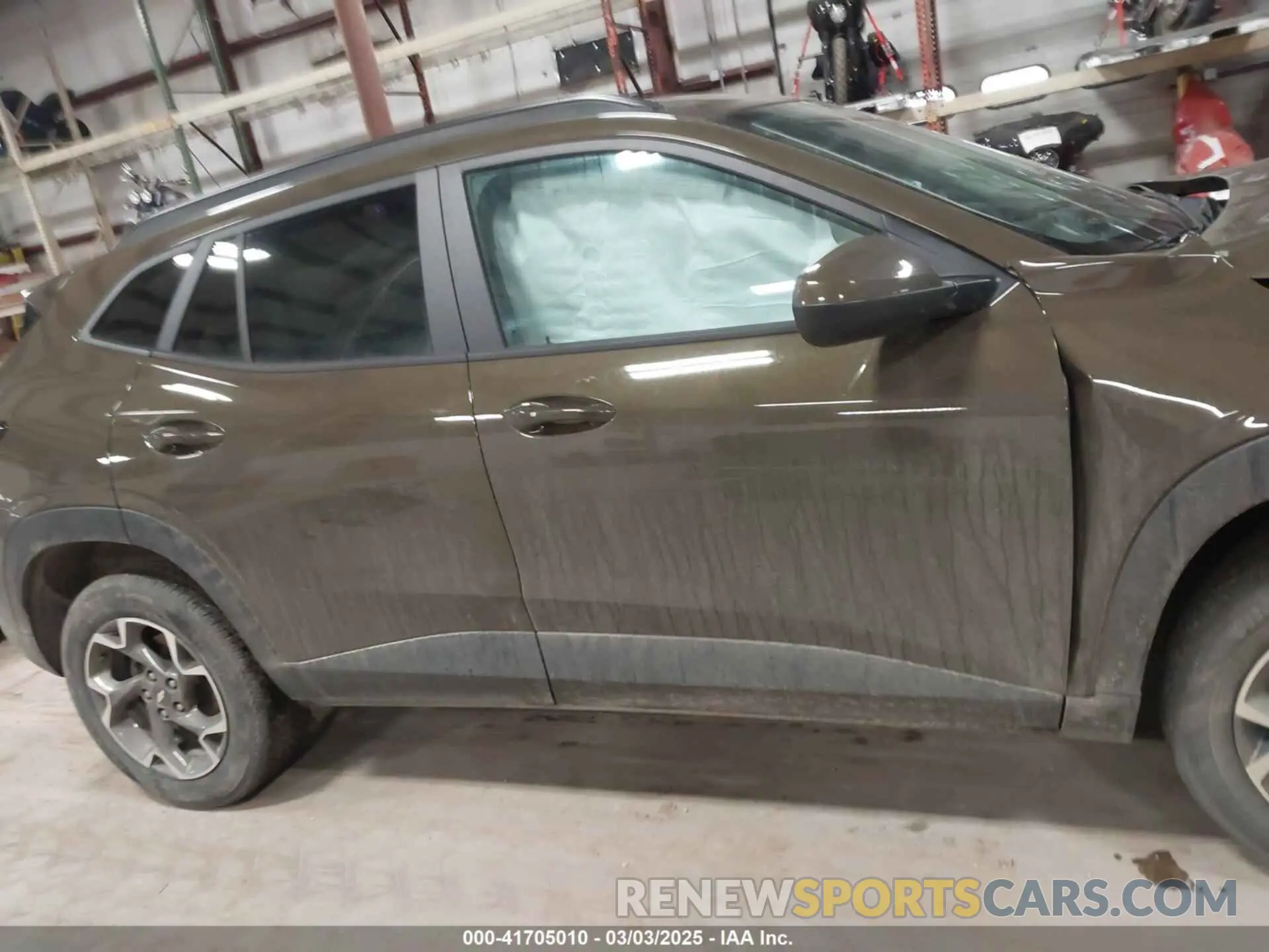 13 Photograph of a damaged car KL77LHE28RC101679 CHEVROLET TRAX 2024