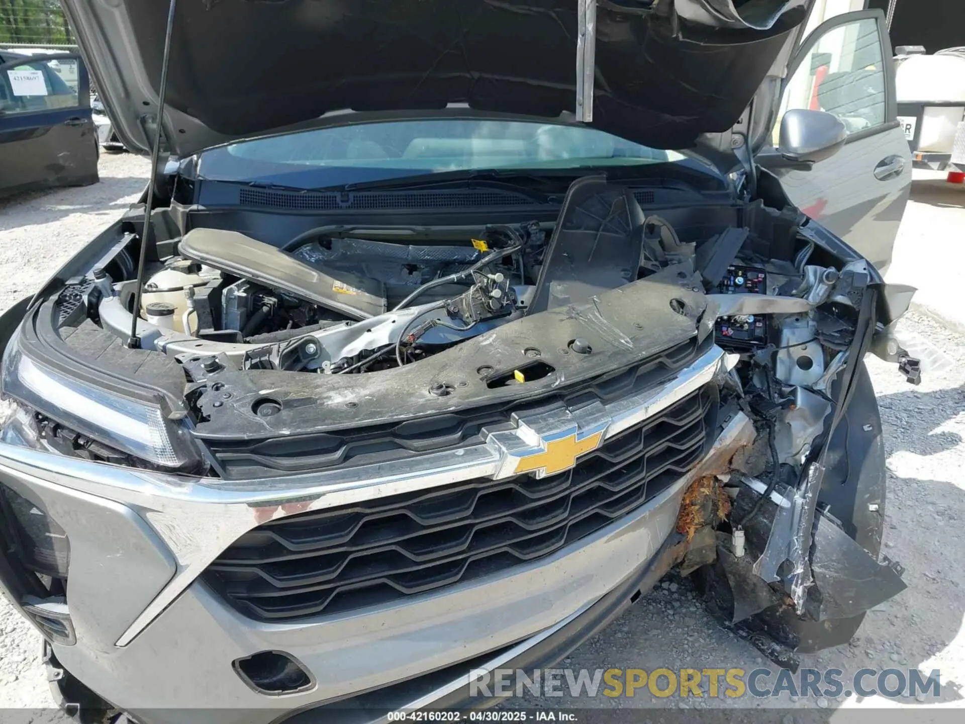 10 Photograph of a damaged car KL77LHE28RC191013 CHEVROLET TRAX 2024