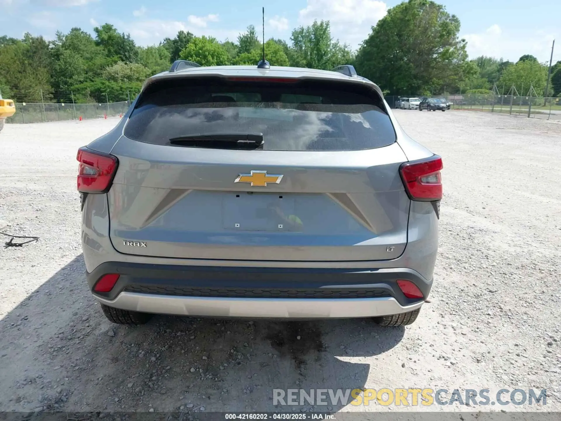 16 Photograph of a damaged car KL77LHE28RC191013 CHEVROLET TRAX 2024